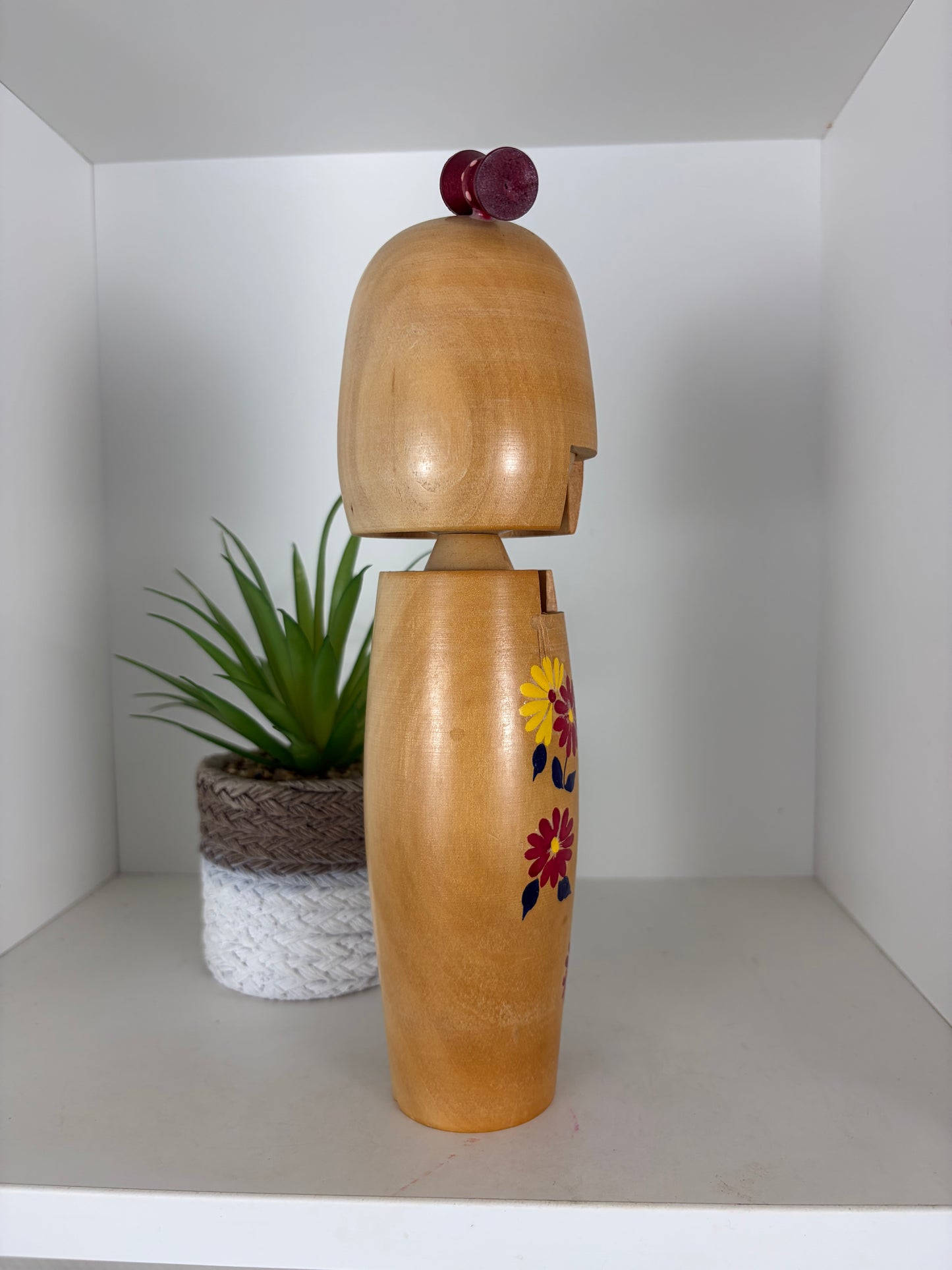 Vintage Gumma kokeshi by Kunio Miyagawa (1933-)