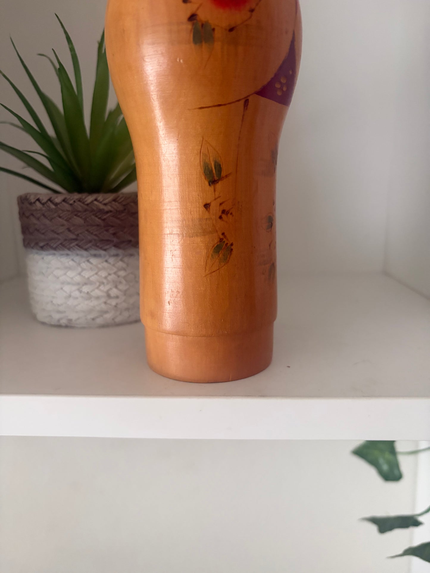 Vintage Sosaku kokeshi by Kishi Sadao (1932-1998)