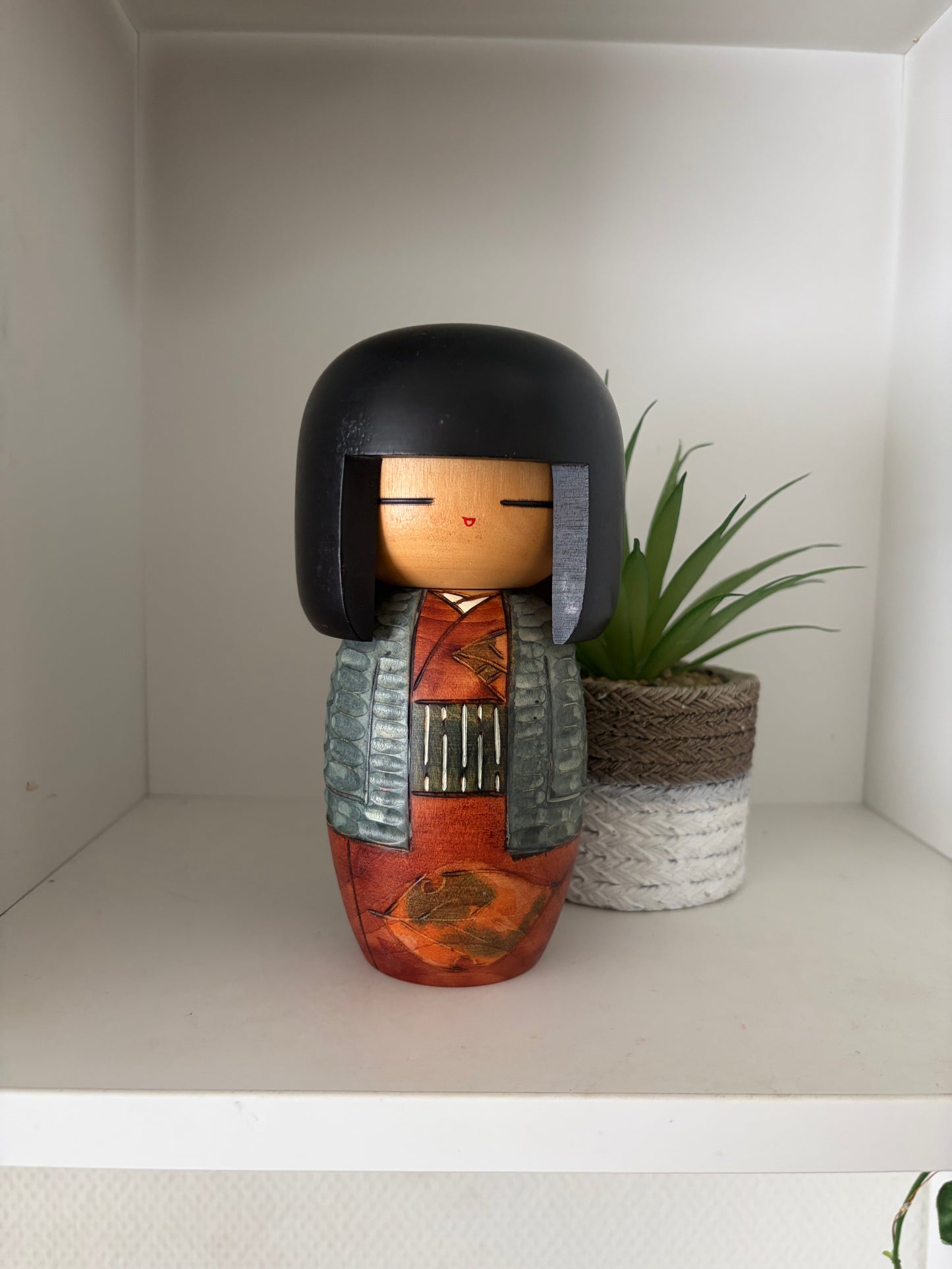 Vintage Gumma kokeshi by Kisaku