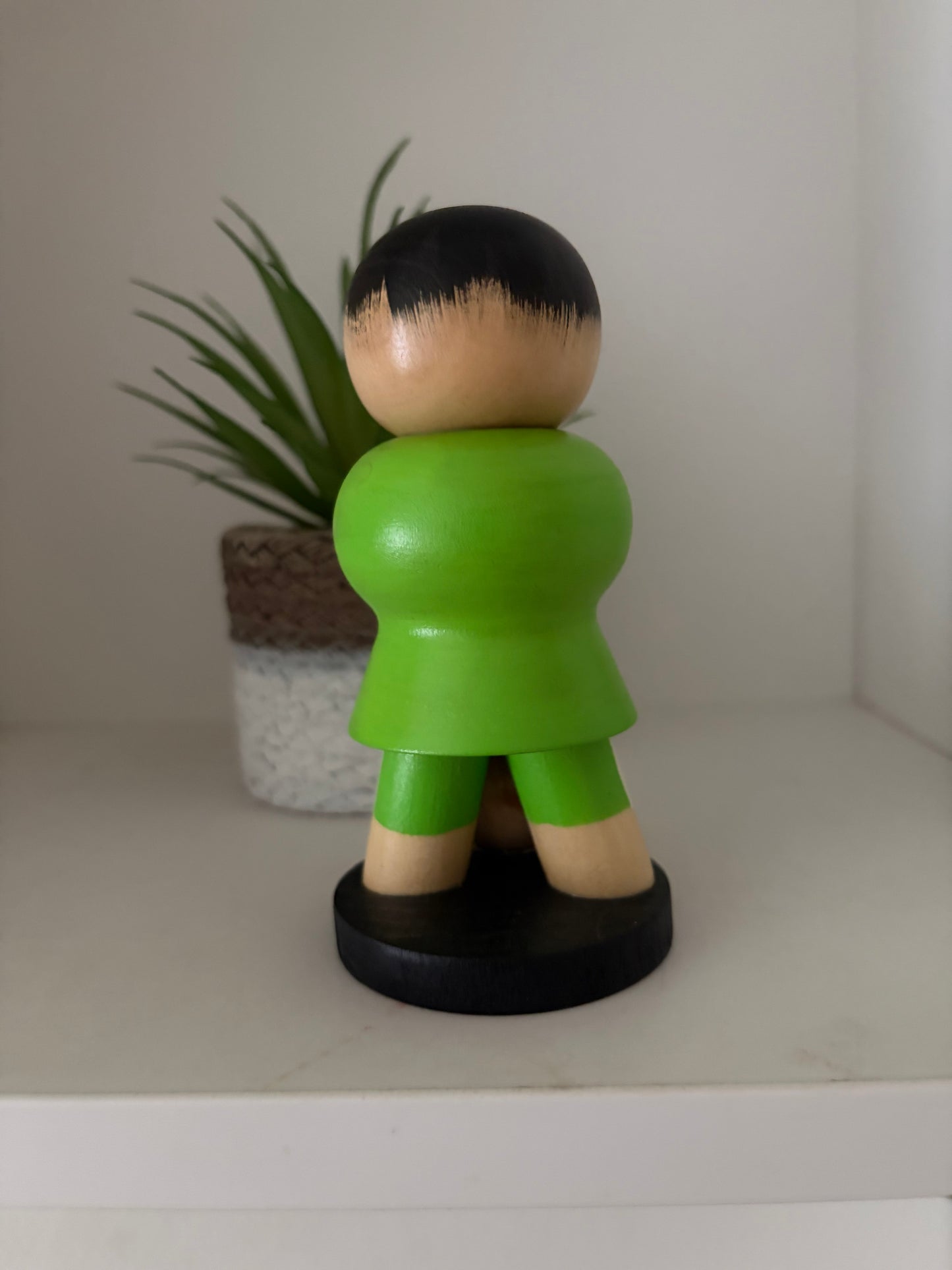 Vintage Sosaku kokeshi by Aoki Ryoka (1931-)
