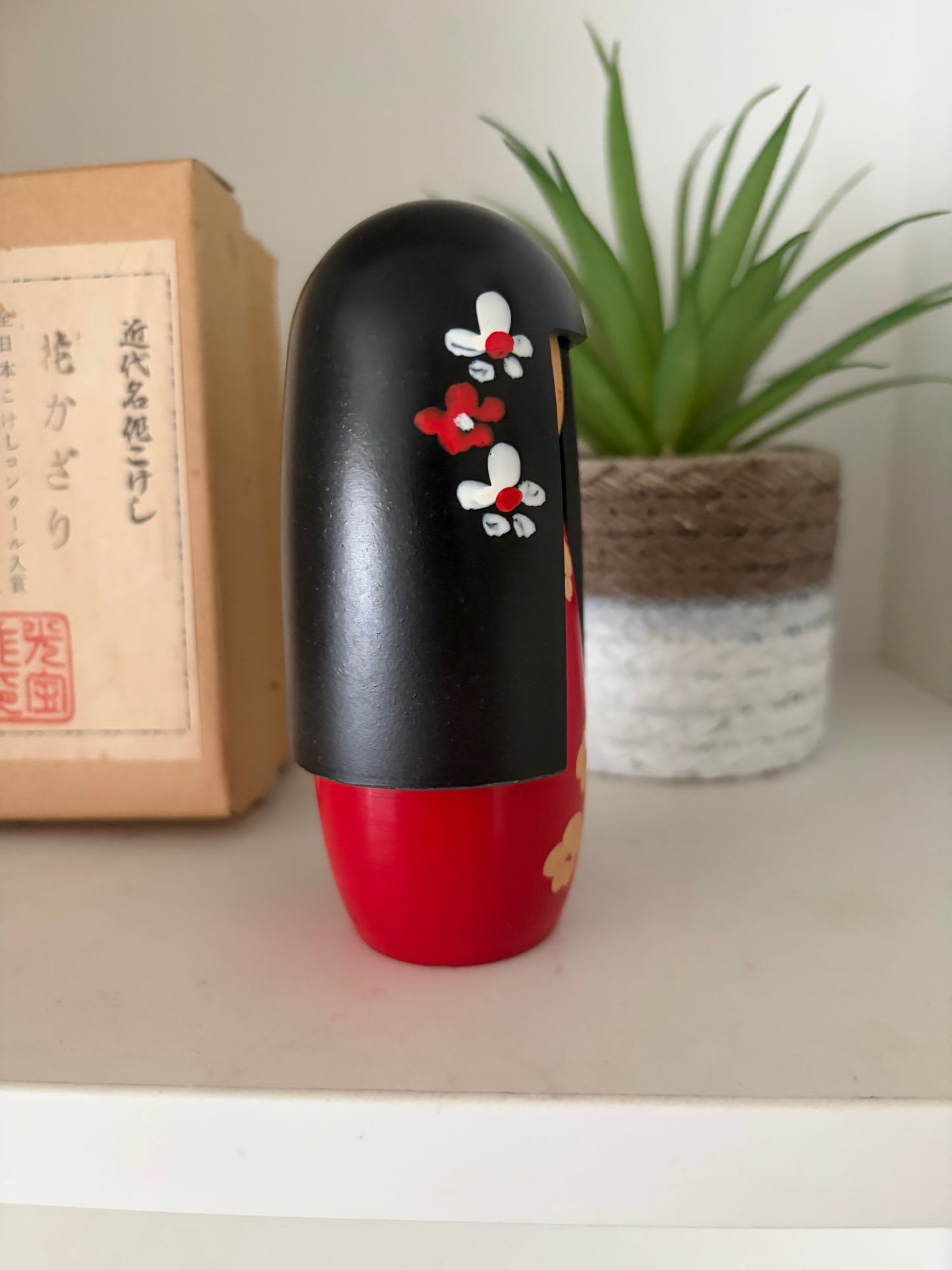 Beautiful vintage Gumma kokeshi by Koho