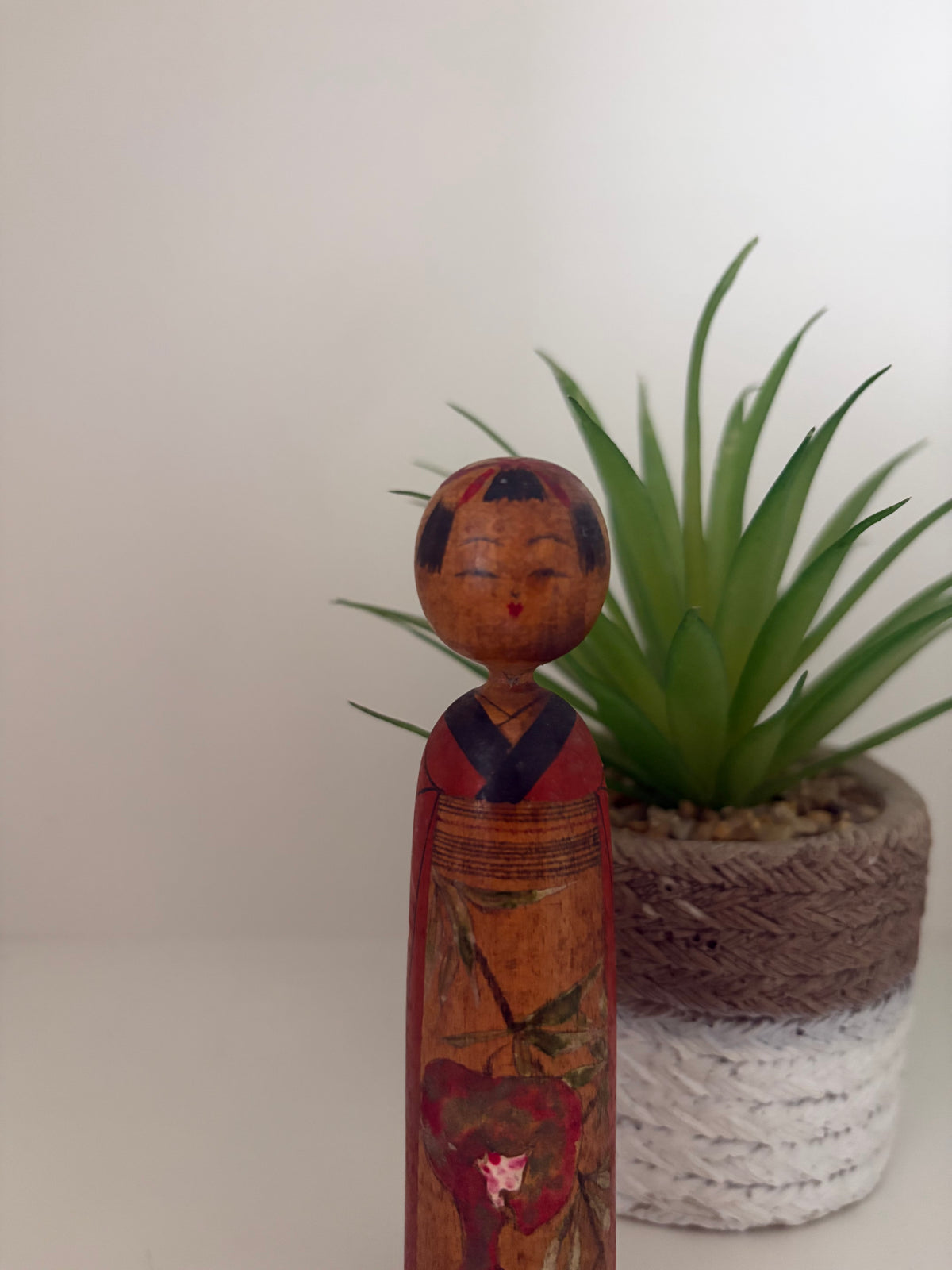 Exclusive Kijiyama kokeshi made by Takano Yohachi (1907-1994)
