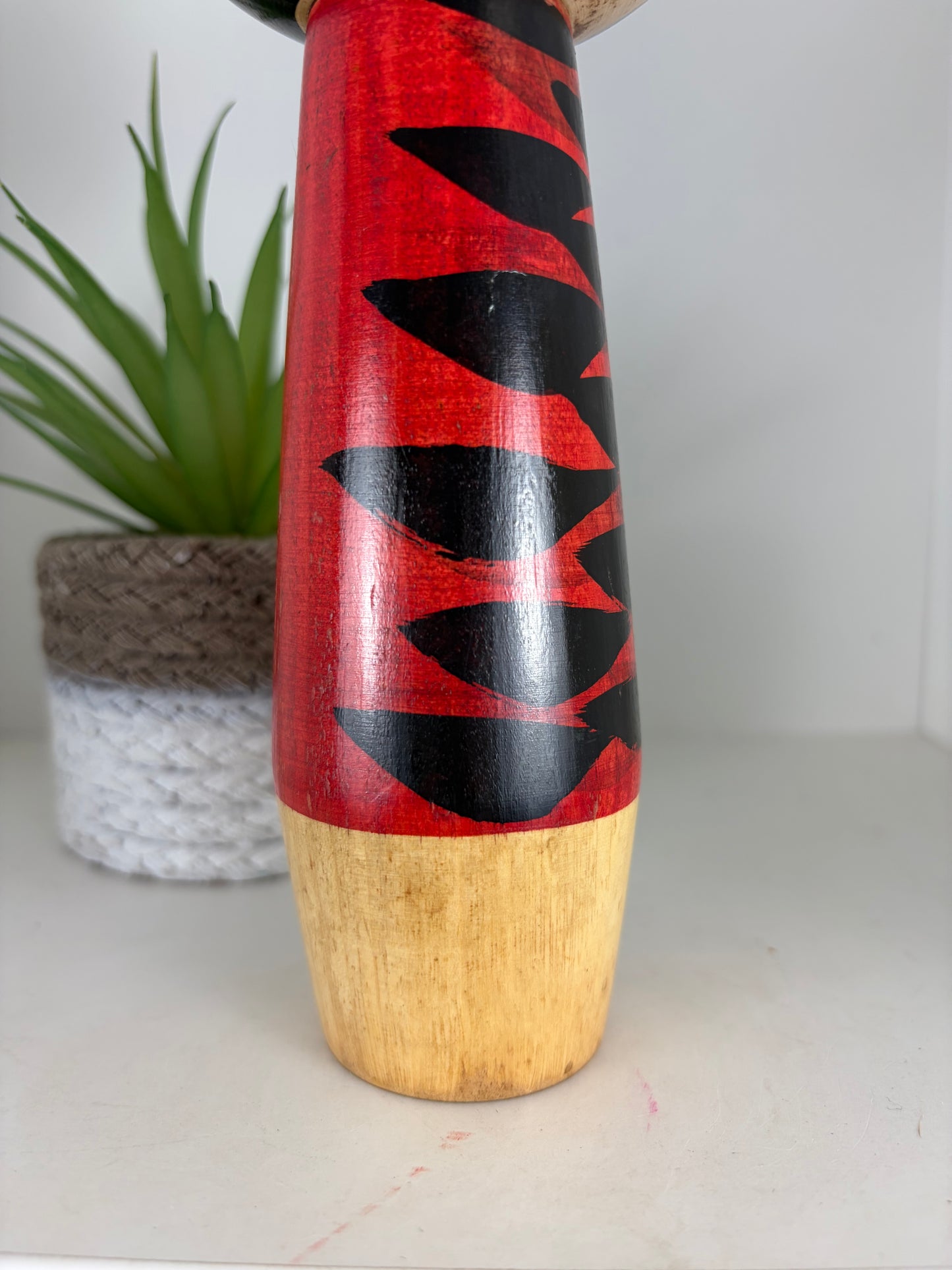 Vintage Sosaku kokeshi by Hideo Ishihara (1925-1999)