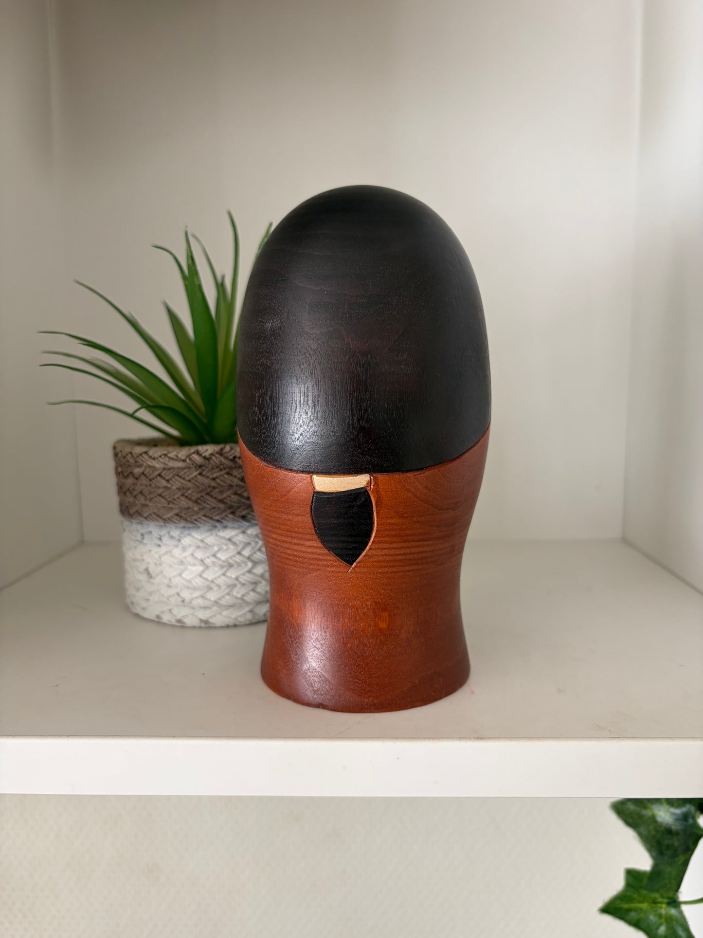 Vintage Sosaku kokeshi by Aoki Ryoka (1931-)