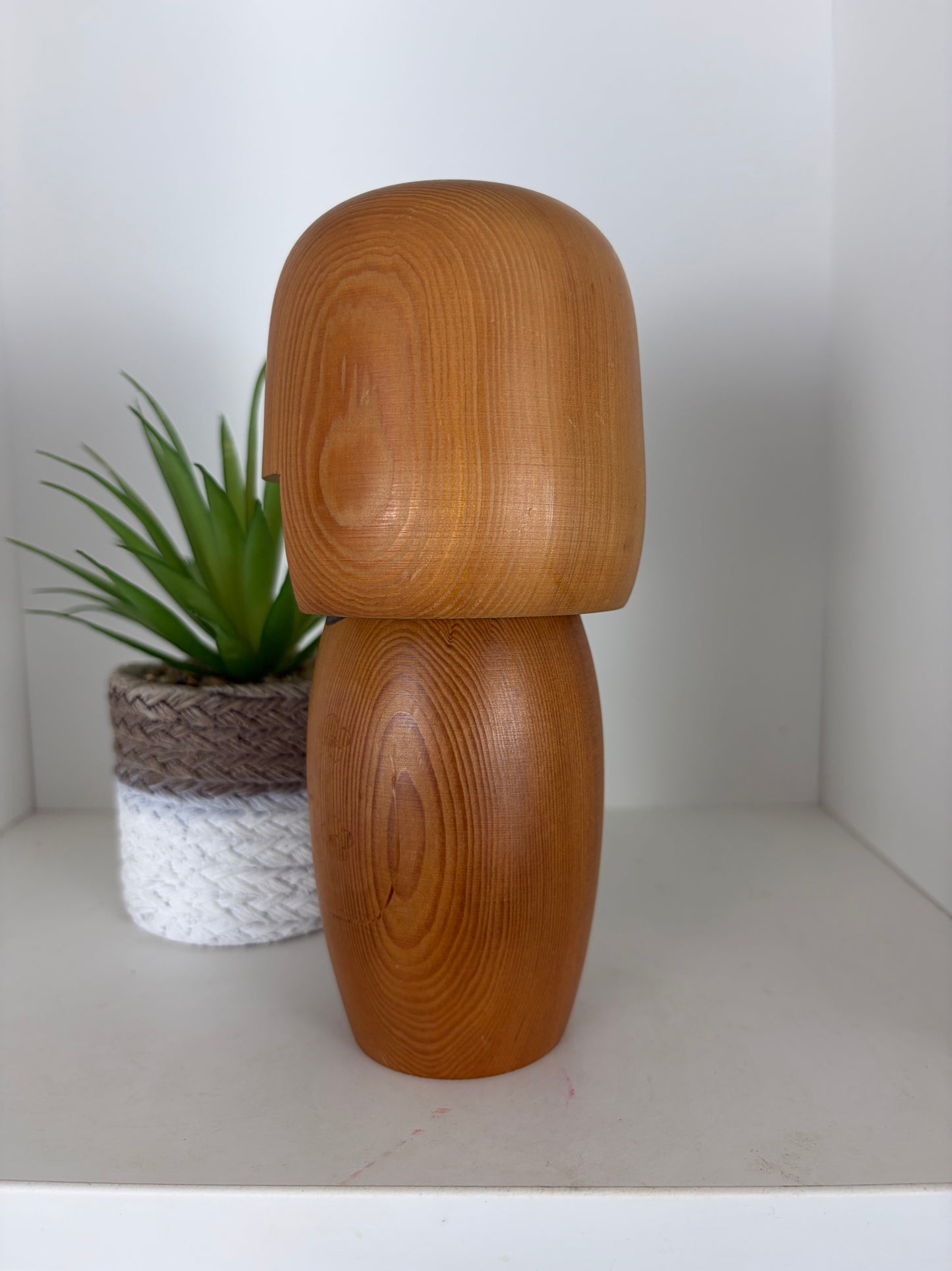 Rare Vintage Gumma kokeshi by Kunio Miyagawa (1933-)