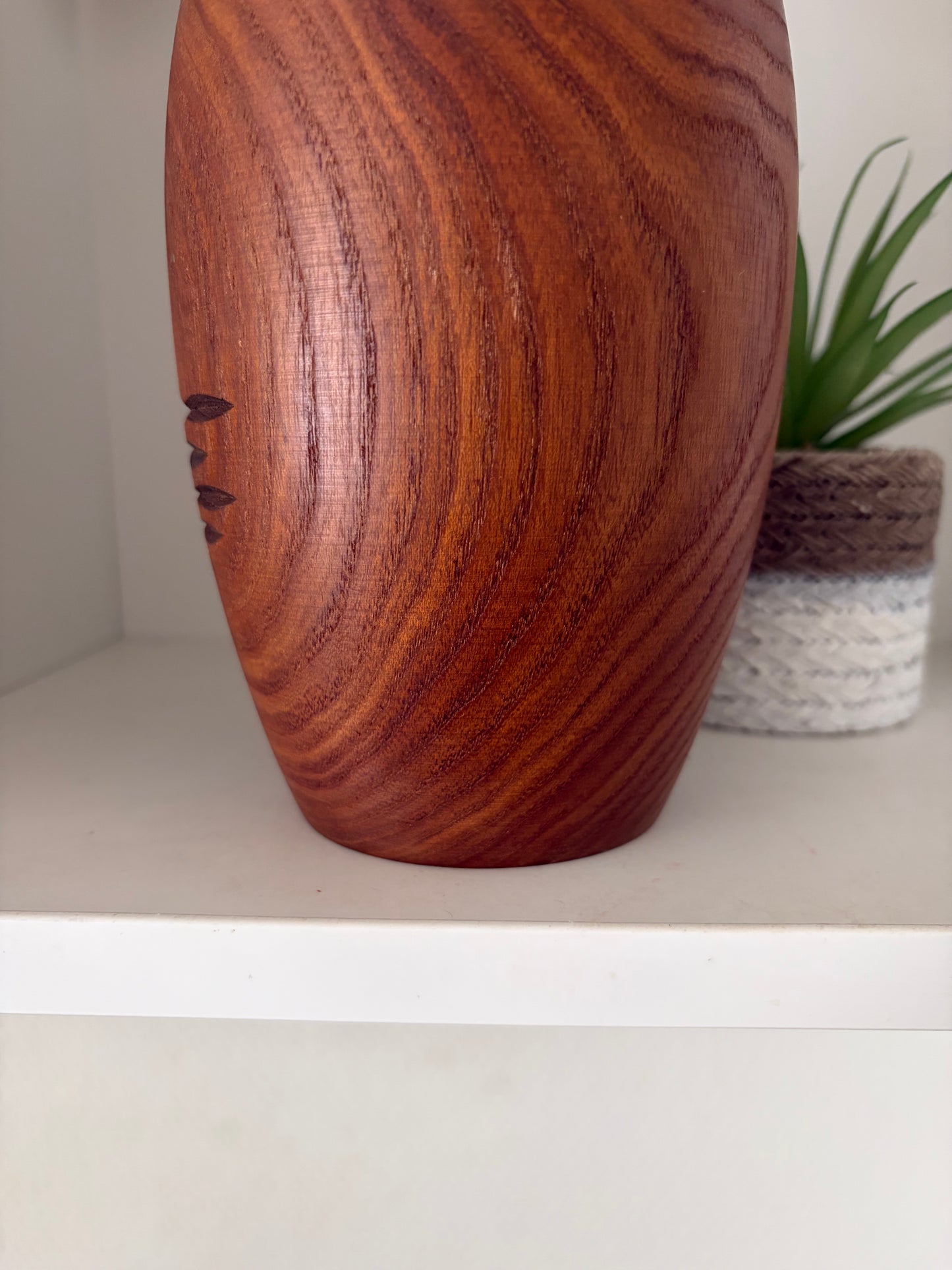 Vintage Sosaku Kokeshi made By Watanabe Masao (1917-2007)