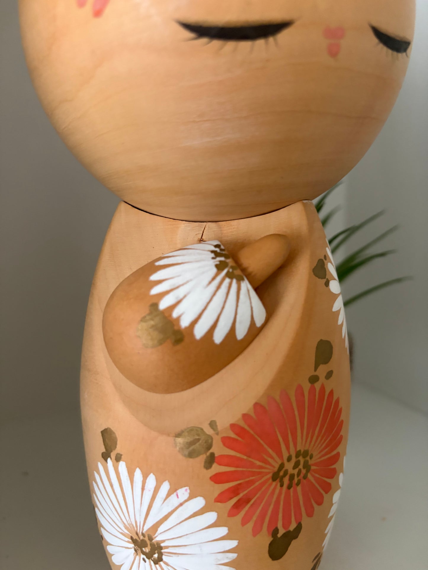 Vintage Sosaku kokeshi by Aoki Ryoka (1931-)