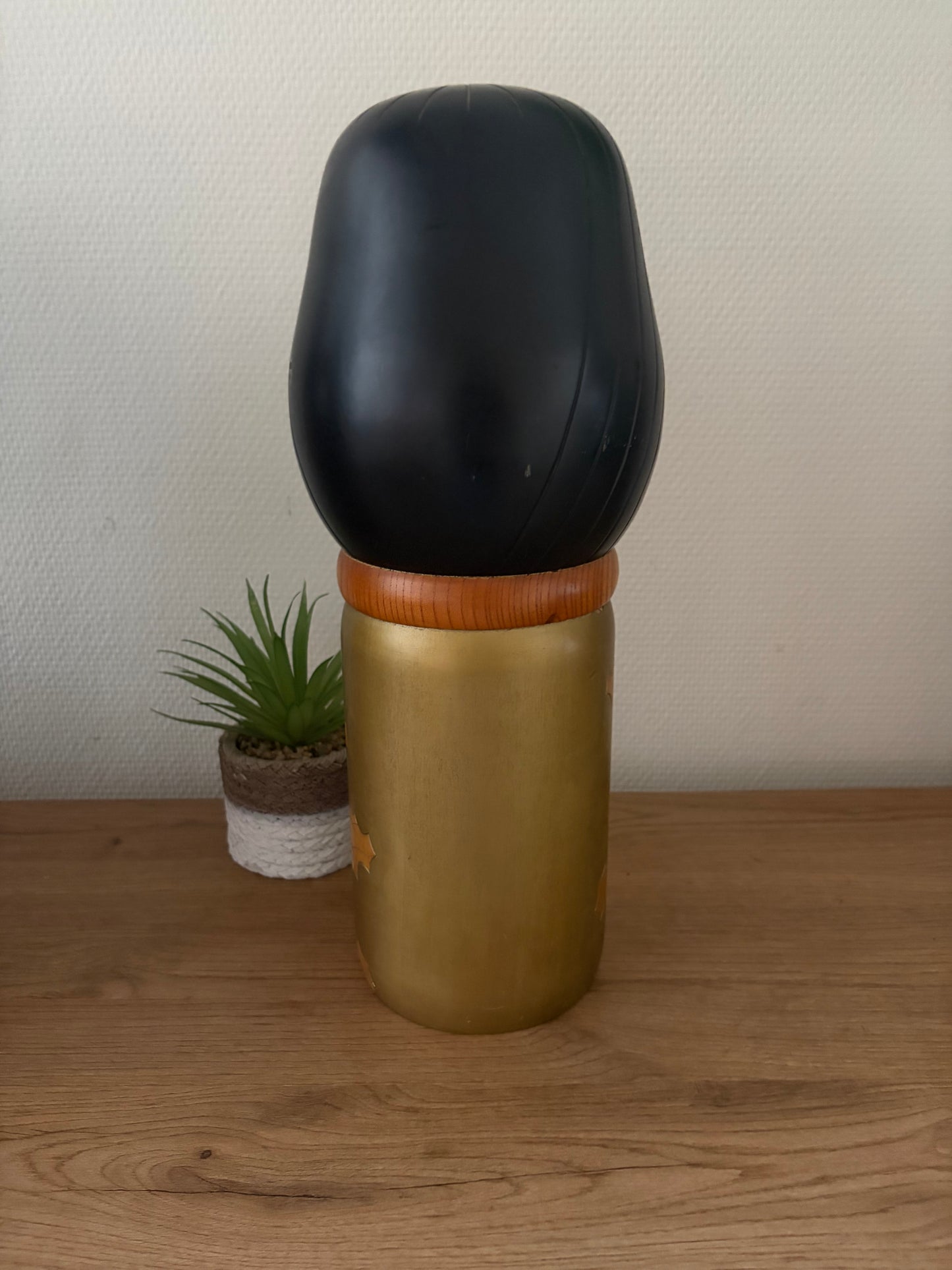 Rare vintage Sosaku kokeshi by Takashi Yoshida (1948-2007)