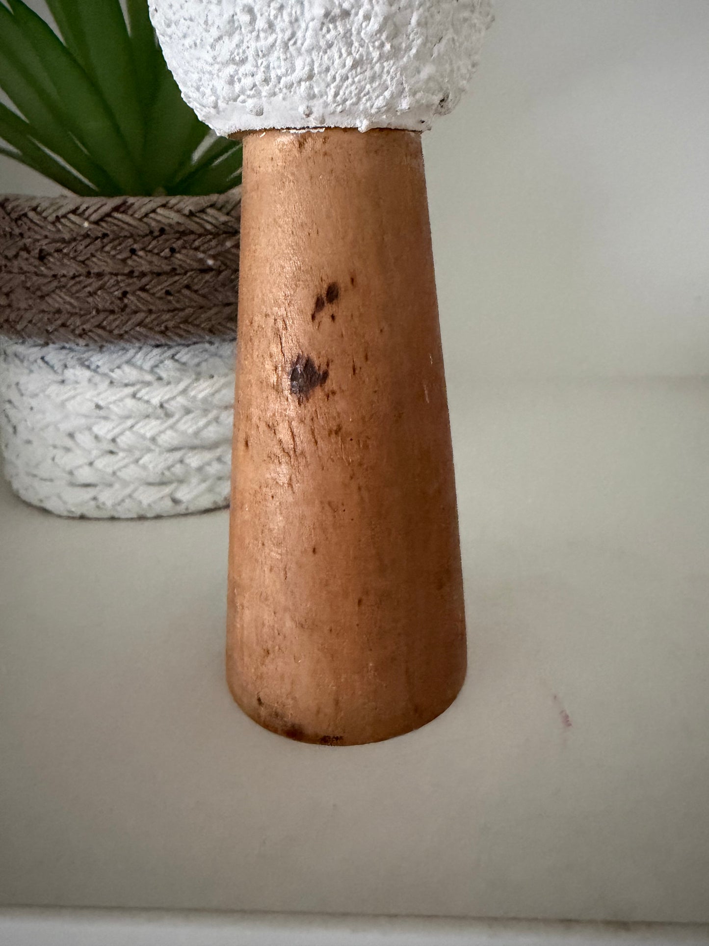 Vintage Sosaku Kokeshi made by Issetsu Kuribayashi (1924-2011)