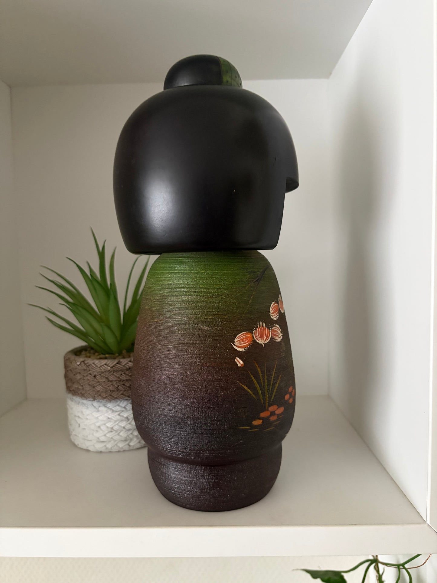 Vintage Gumma kokeshi by Masae Fujikawa (1942-2015)- 27cm