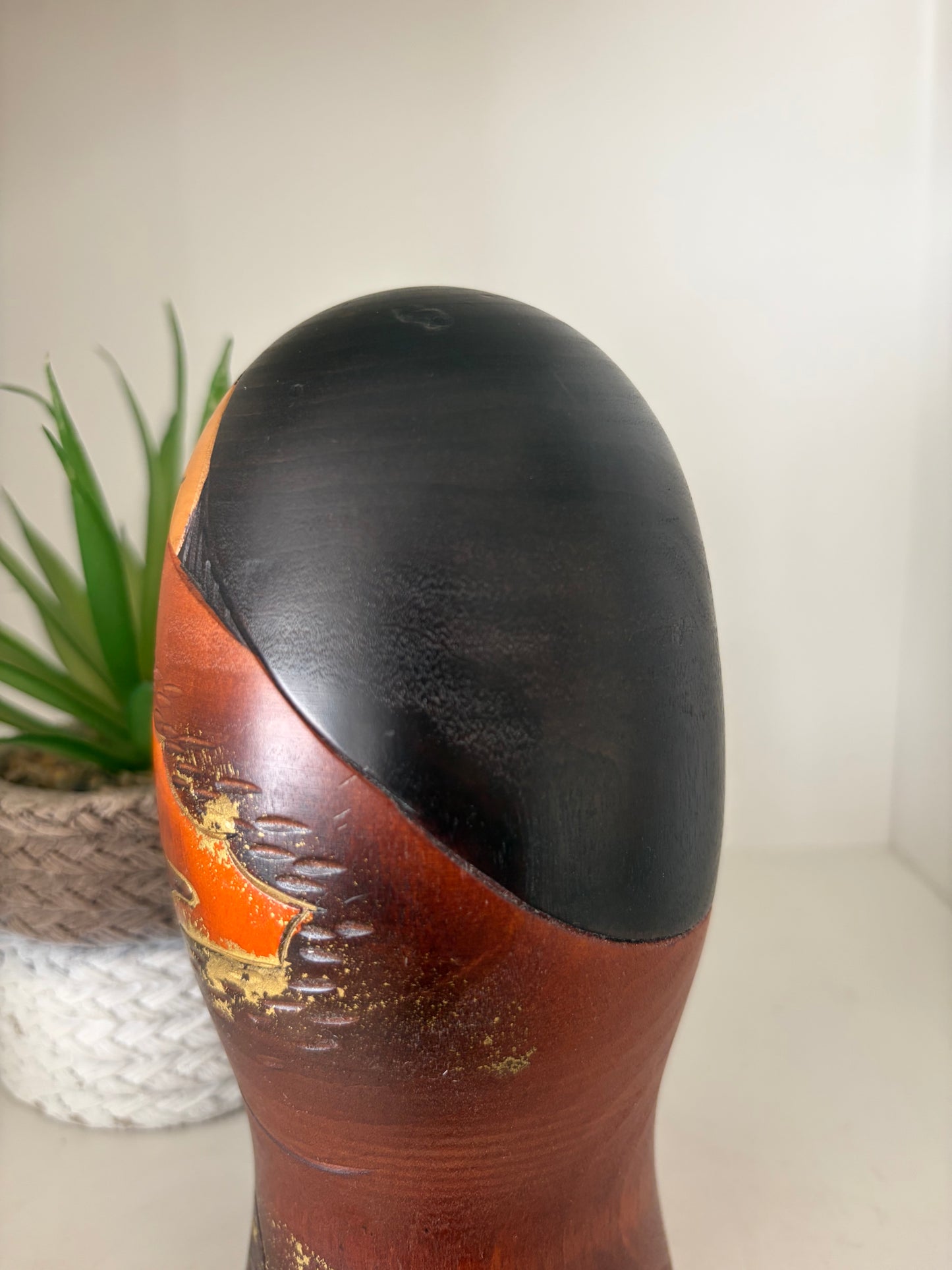Vintage Sosaku kokeshi by Aoki Ryoka (1931-)