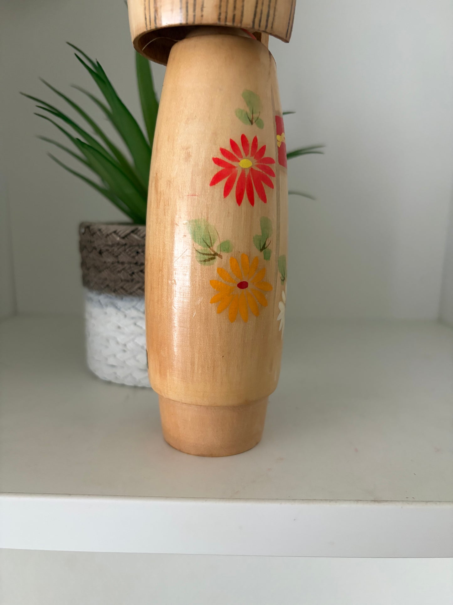 Vintage Sosaku kokeshi by Hajime Miyashita (1940-)