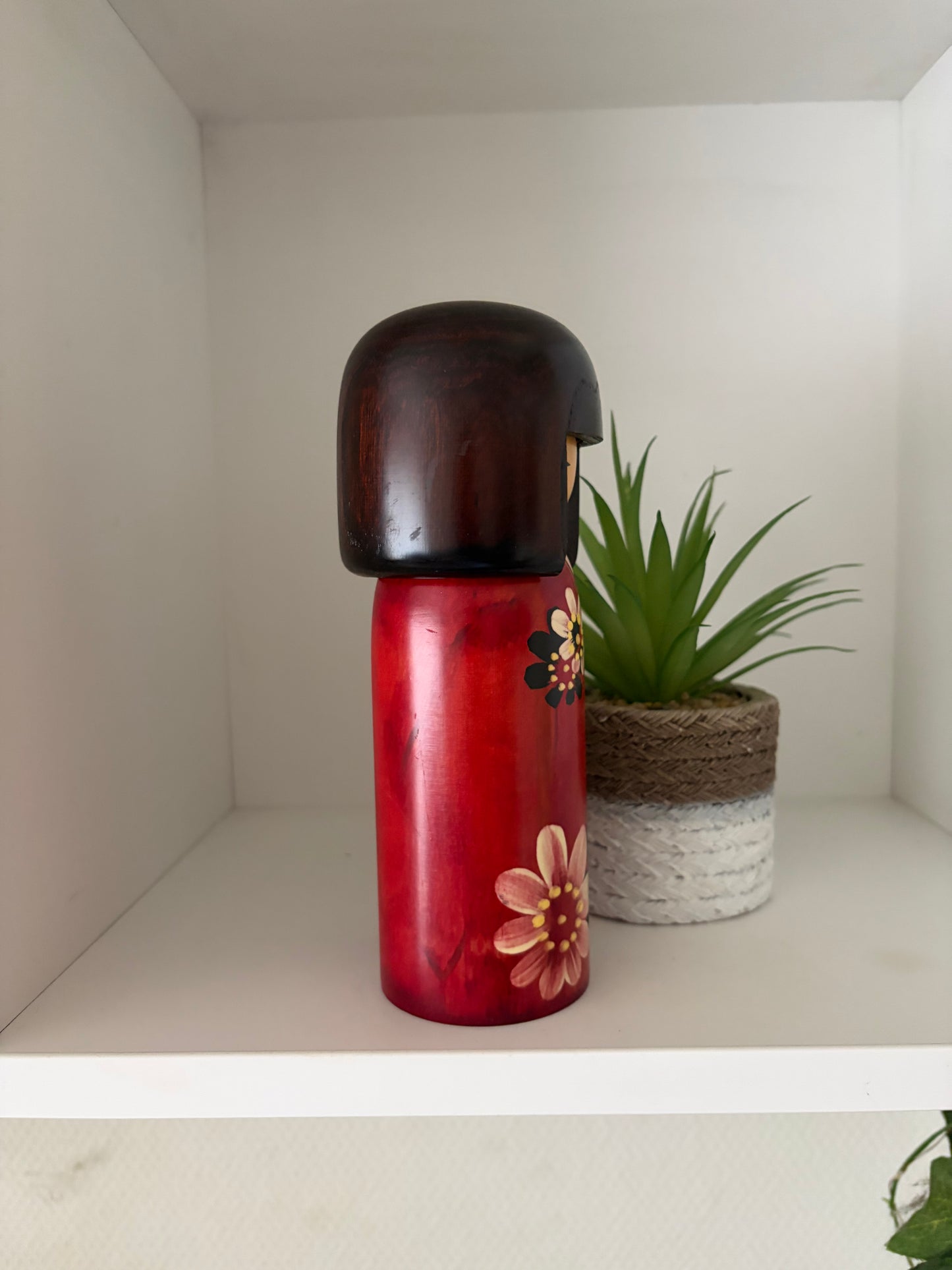 Vintage Gumma kokeshi by Usaburo