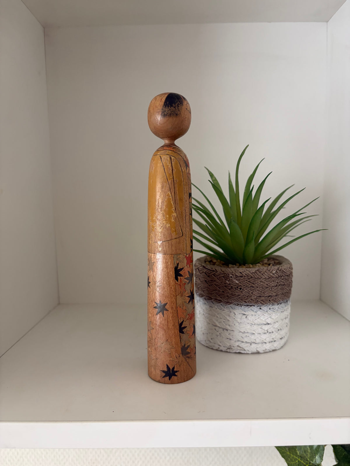 Exclusive Kijiyama kokeshi made by Takano Yohachi (1907-1994)