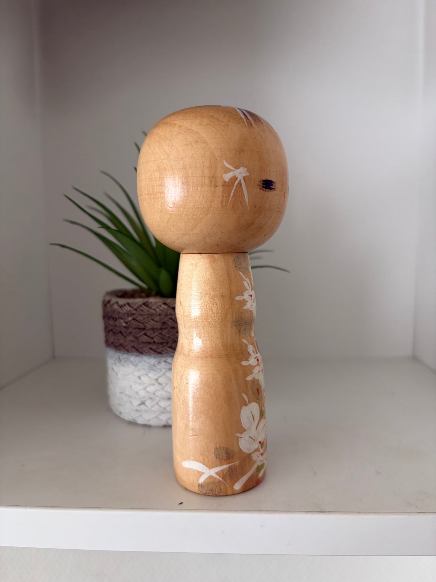 Rare vintage Sosaku kokeshi by Aida Seiho (Harumine) (1926-1998)