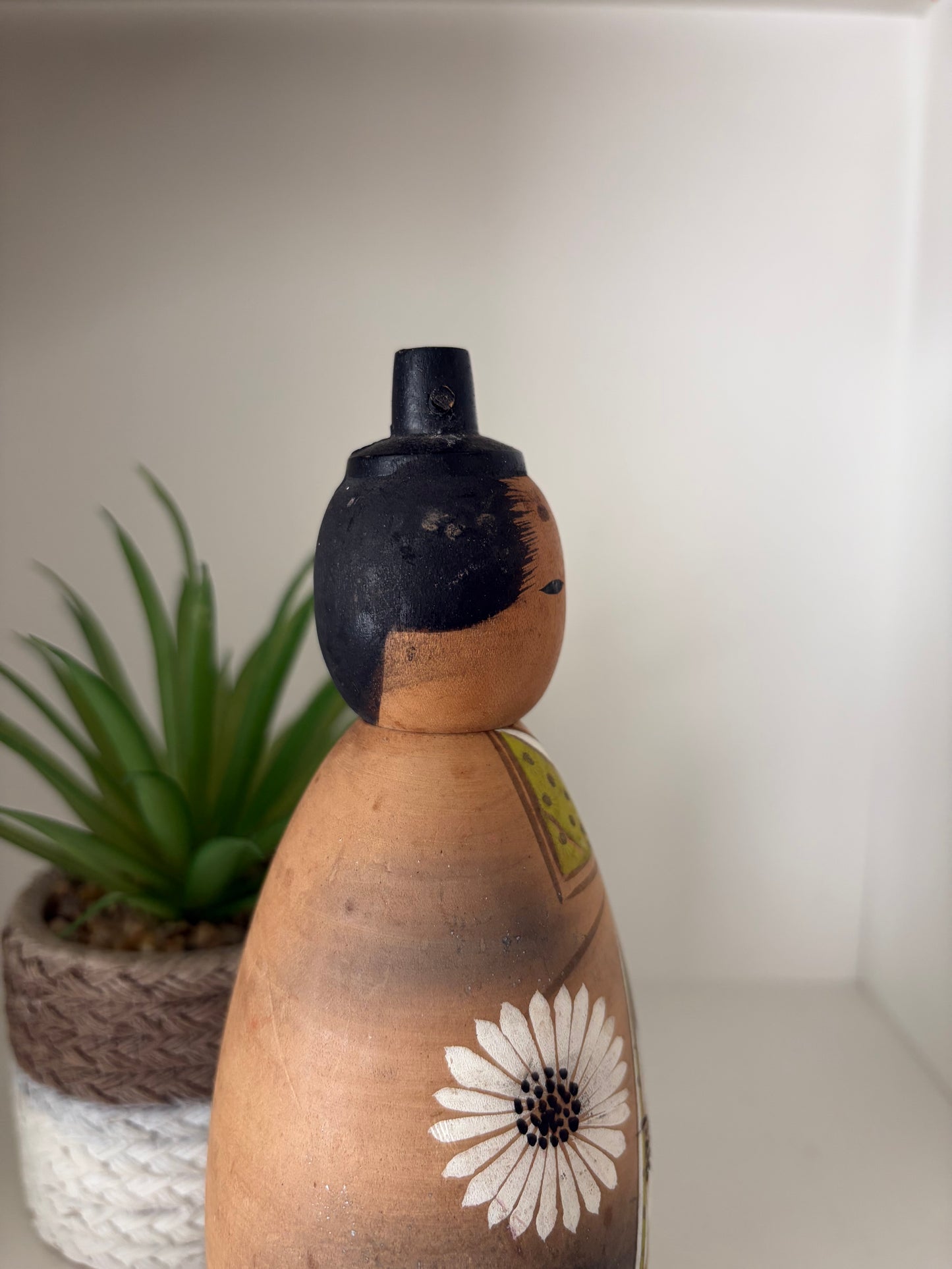 Lovely vintage Sosaku kokeshi by Aoki Ryoka (1931-)
