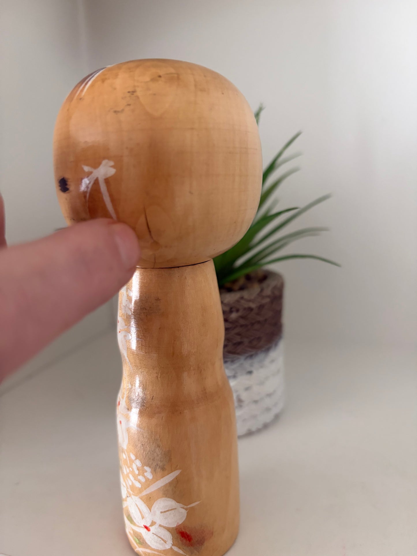 Rare vintage Sosaku kokeshi by Aida Seiho (Harumine) (1926-1998)