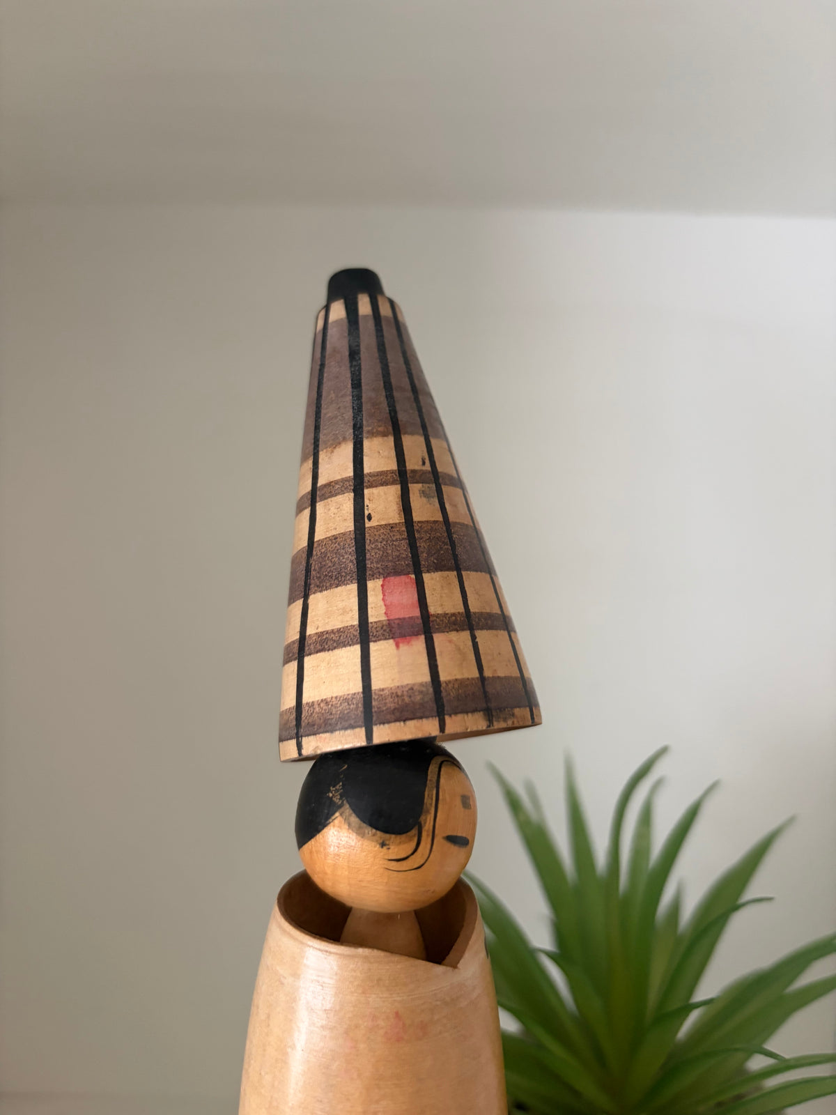 Vintage Gumma kokeshi by Hajime Miyashita (1940-)