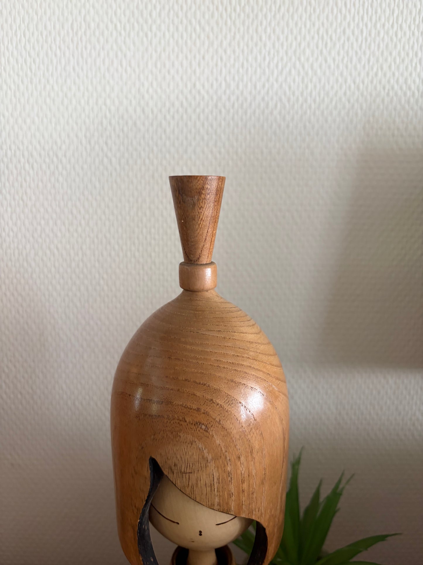 Exclusive Sosaku kokeshi by Shido Shozan (1932-1995)