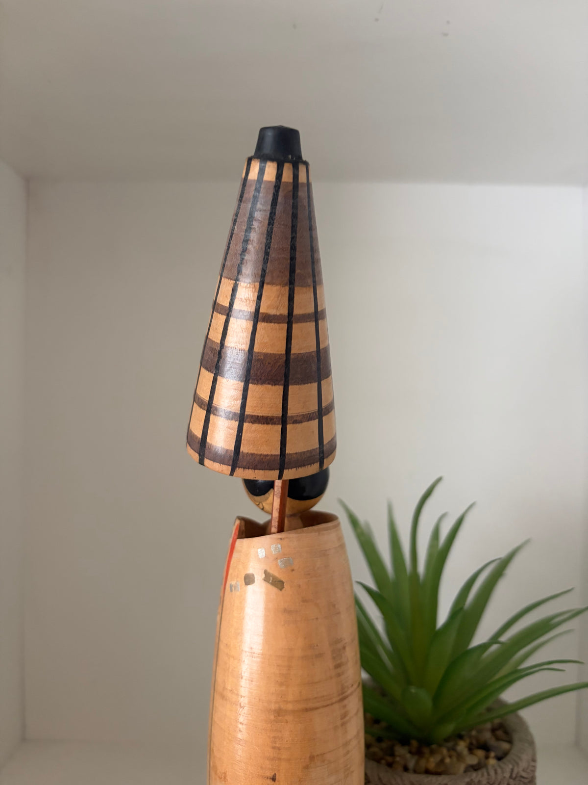 Vintage Gumma kokeshi by Hajime Miyashita (1940-)