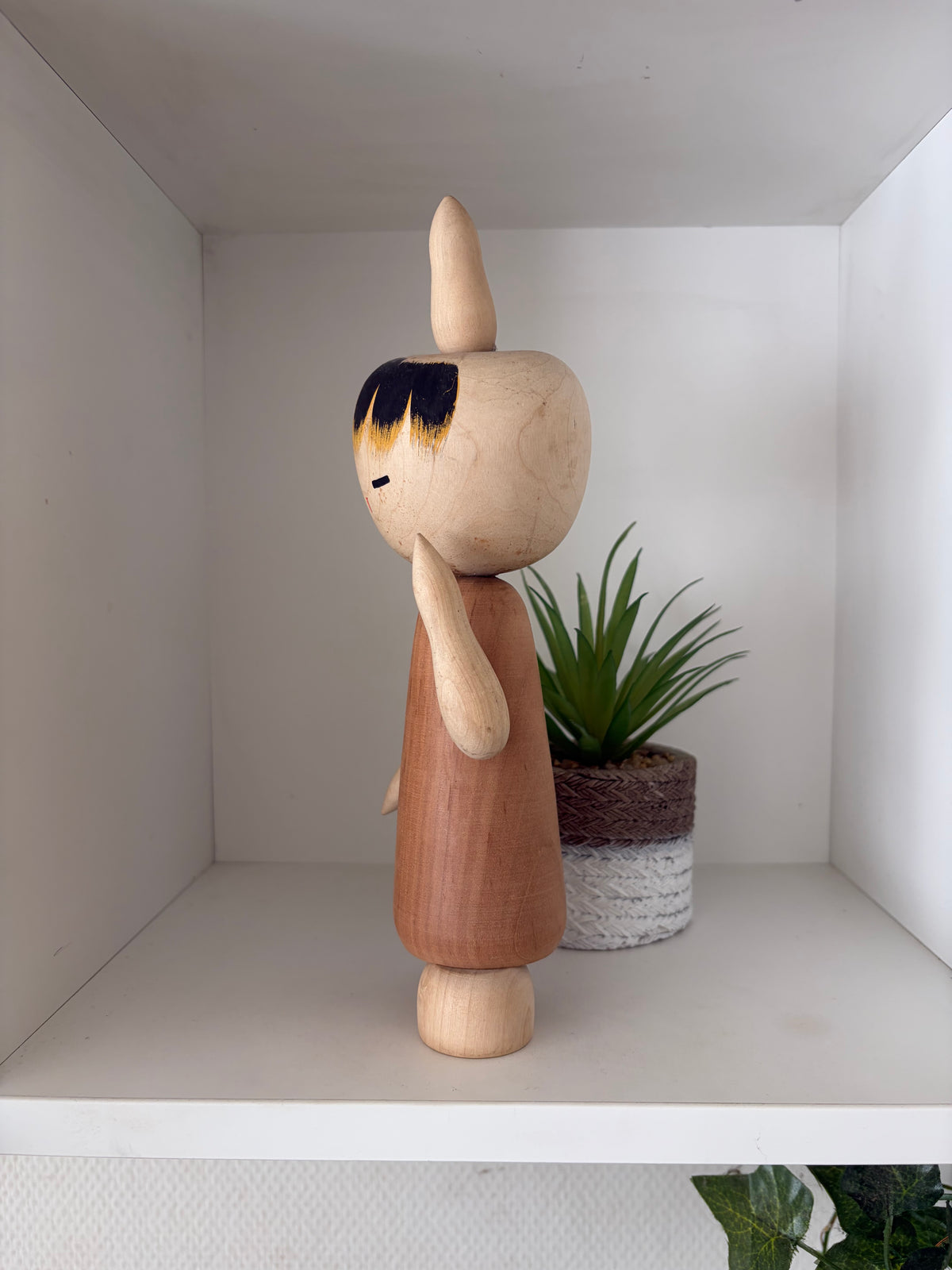 Rare vintage Sosaku kokeshi by Hideo Ishihara (1925-1999)
