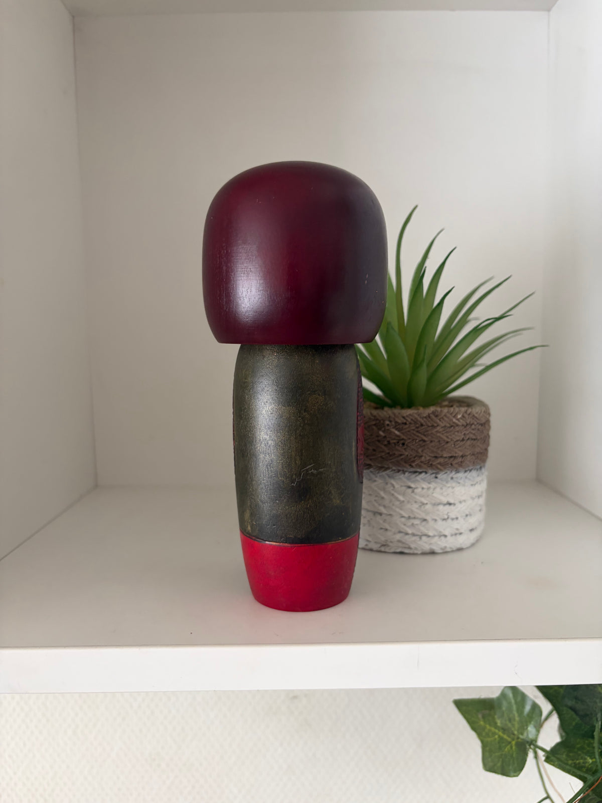 Vintage Gumma kokeshi by Sumitani Kohji