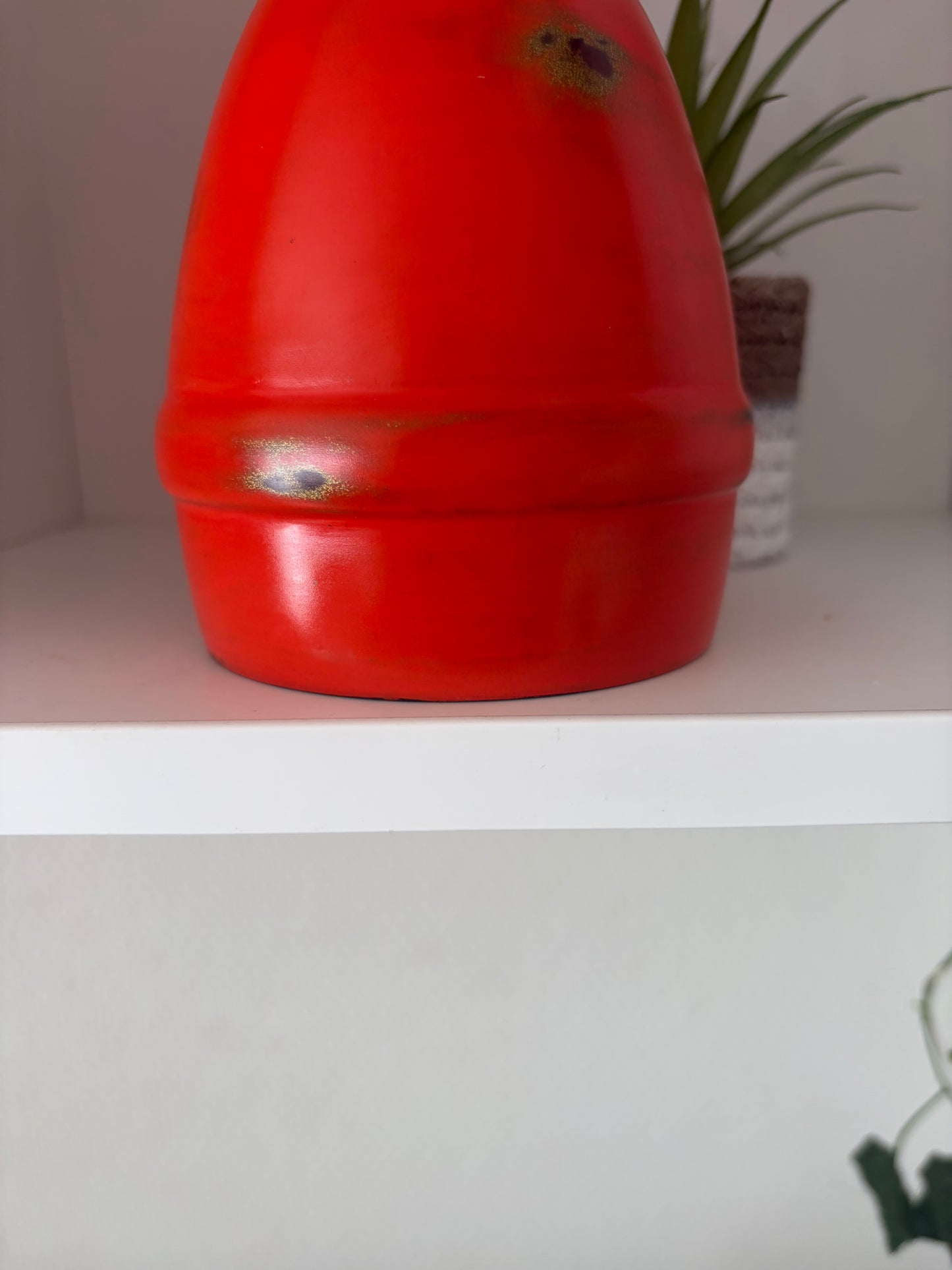 Exclusive vintage Sosaku kokeshi by Takahashi Hashime (1918-2002)