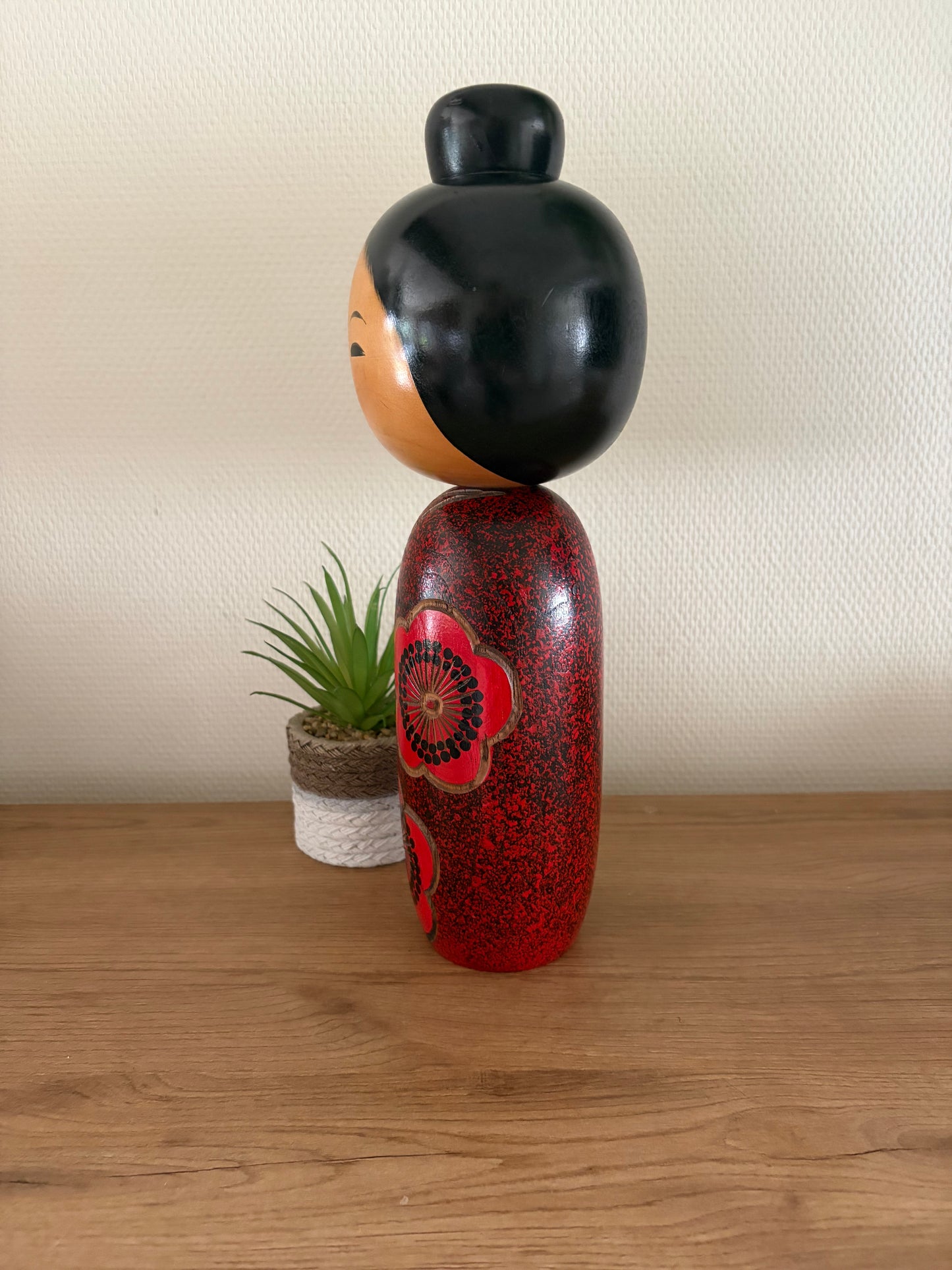 Rare vintage Sosaku kokeshi by Sato Kouson