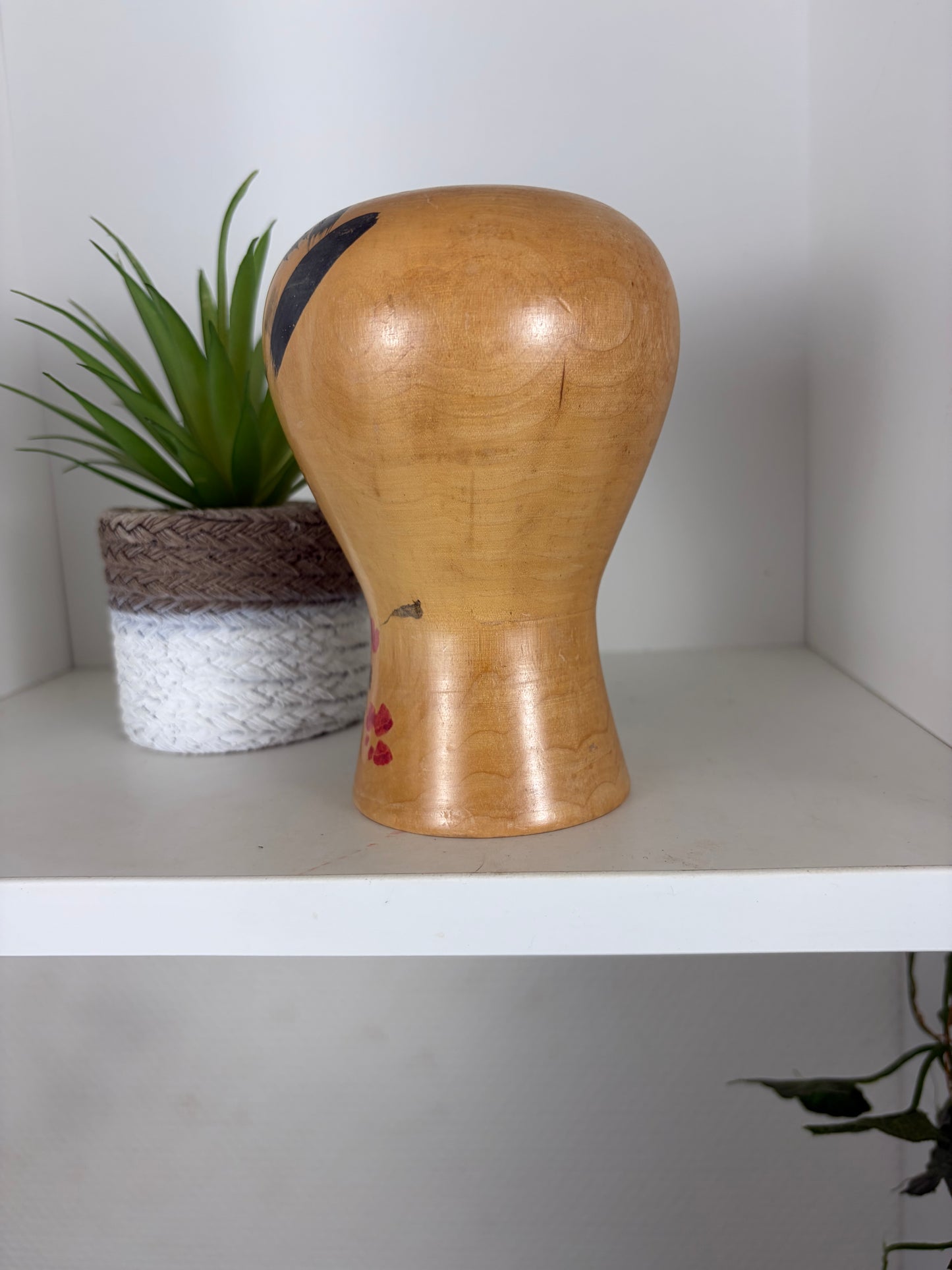 Vintage Sosaku kokeshi by Kiyohara Takao (1916-)