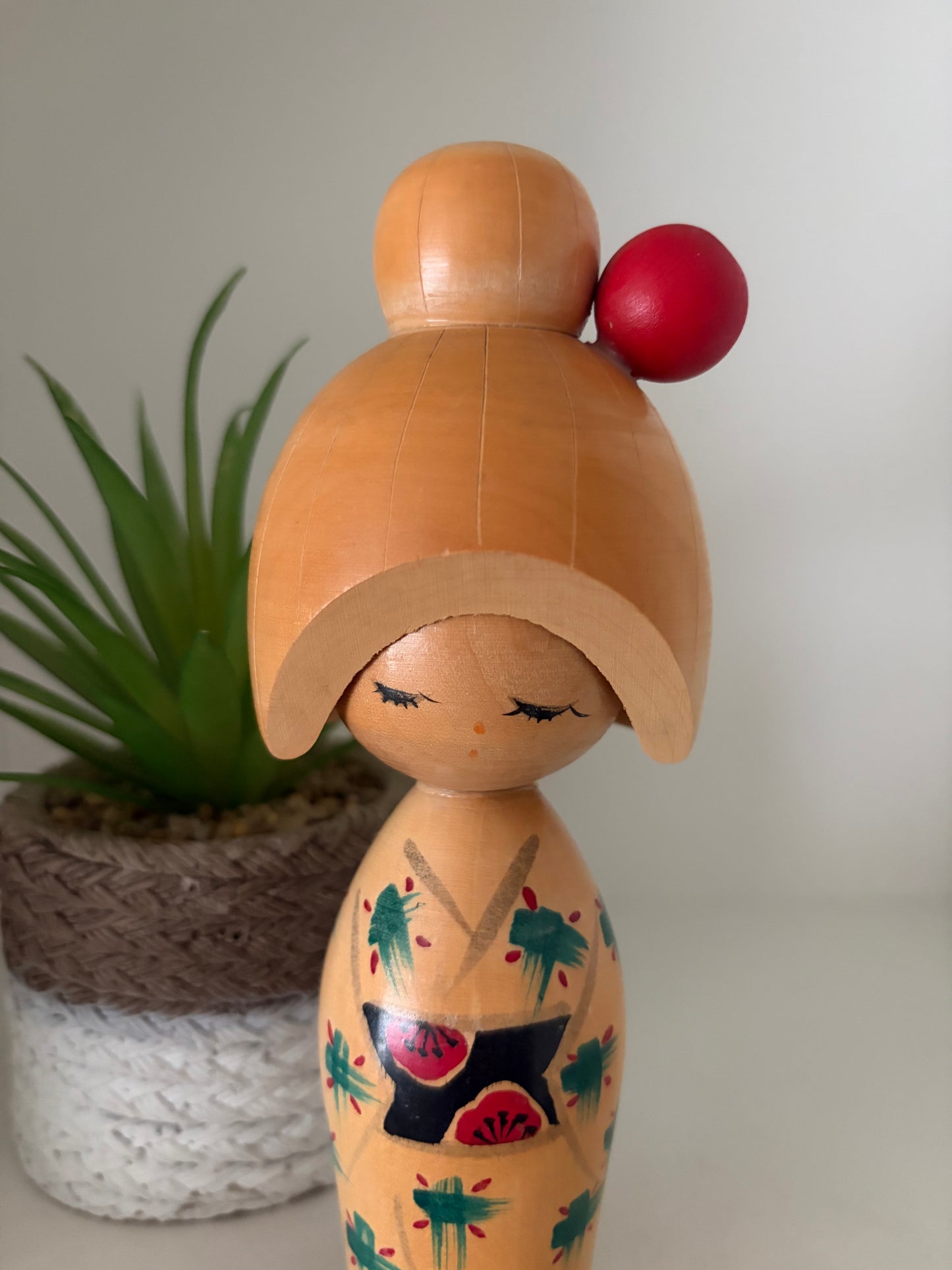 Vintage Sosaku Kokeshi by Yamagishi Umeyoshi (1920-2004)