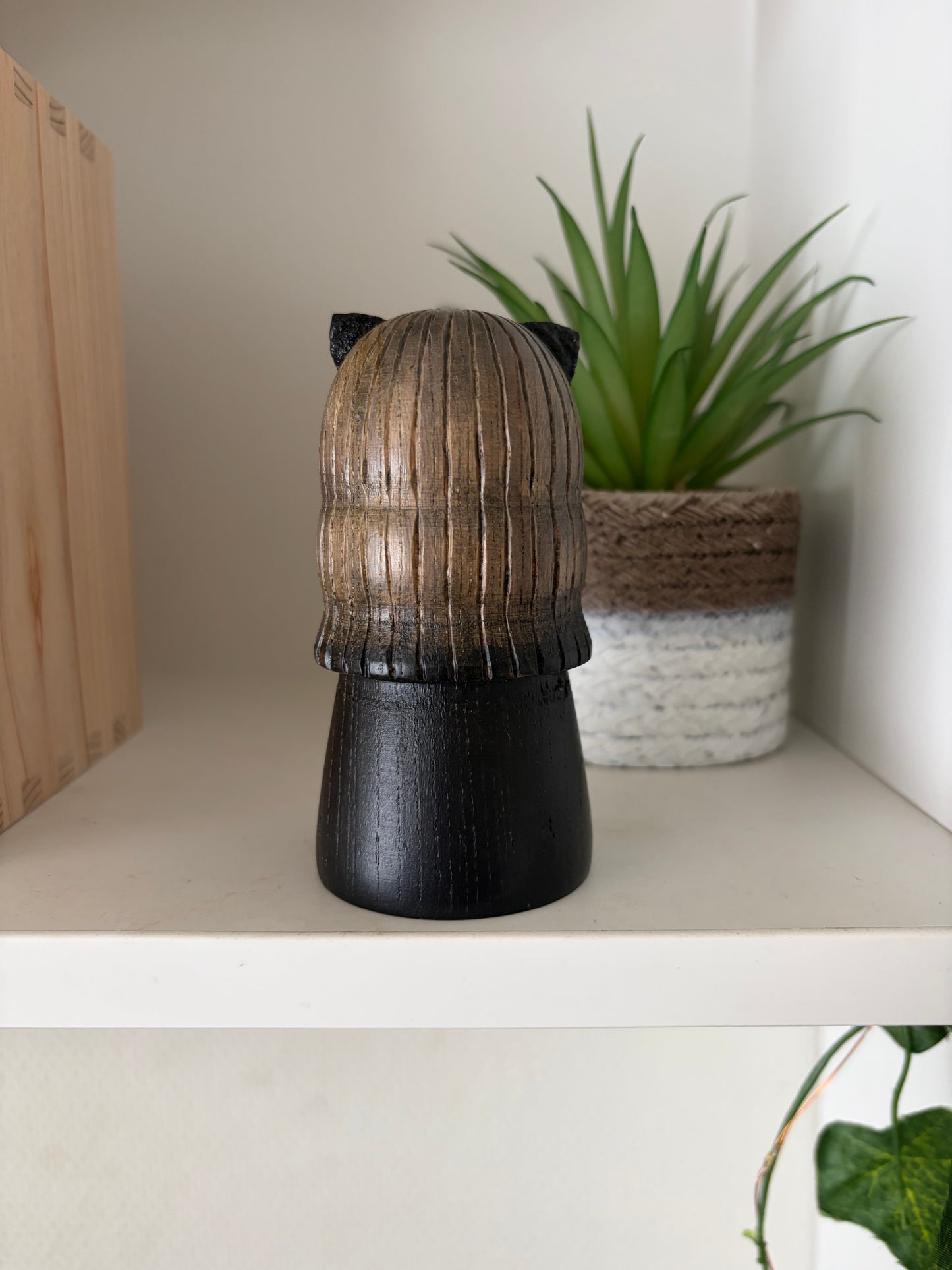 Exclusive one off a kind kokeshi by Nagisa Hirano!