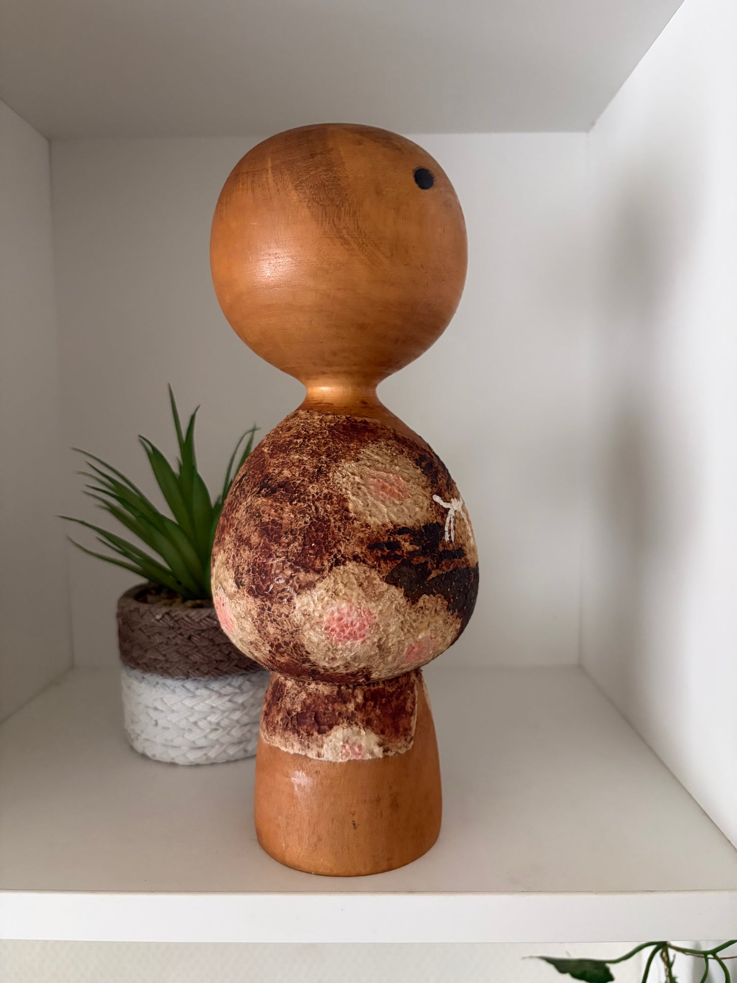 Rare vintage Sosaku kokeshi by Masao Watanabe (1917-2007)