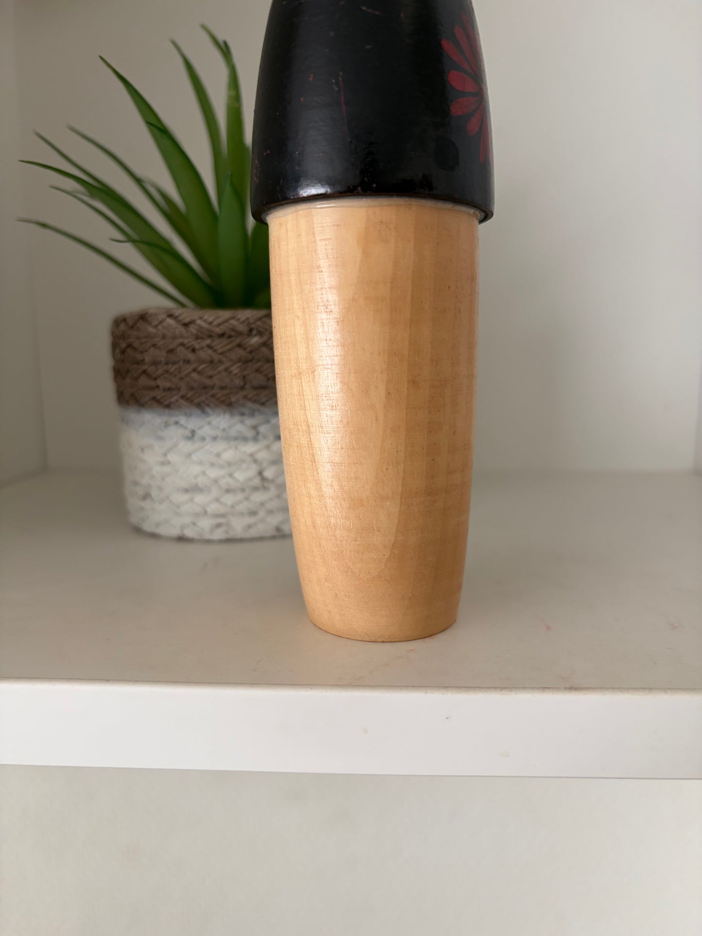 Lovely vintage Sosaku kokeshi by Fujiko