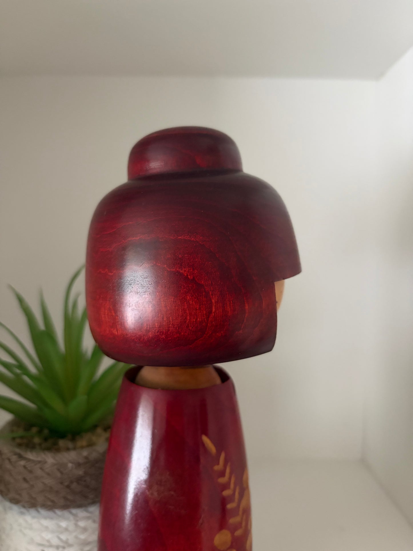 Vintage Sosaku kokeshi by Fujikawa Masae (1942-2015)