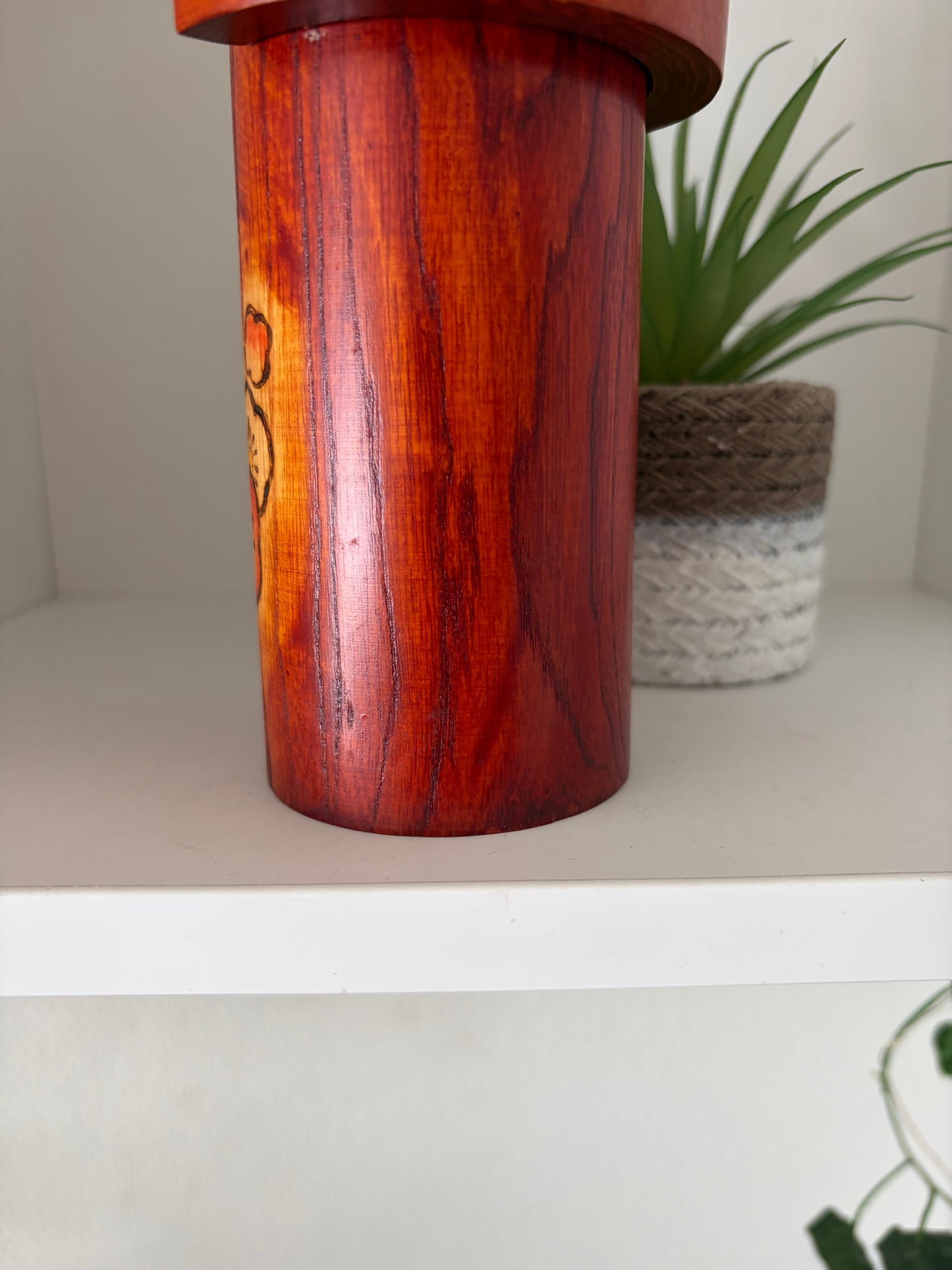 Realy beautiful vintage Sosaku kokeshi by Katsuyuki