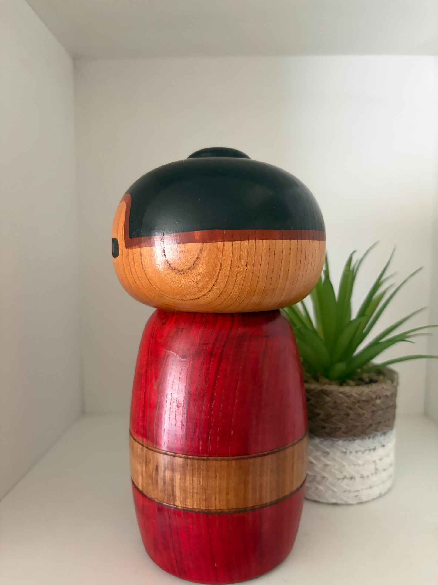 Rare vintage Sosaku kokeshi mad by Sanpei Yamanaka (1926-2012)