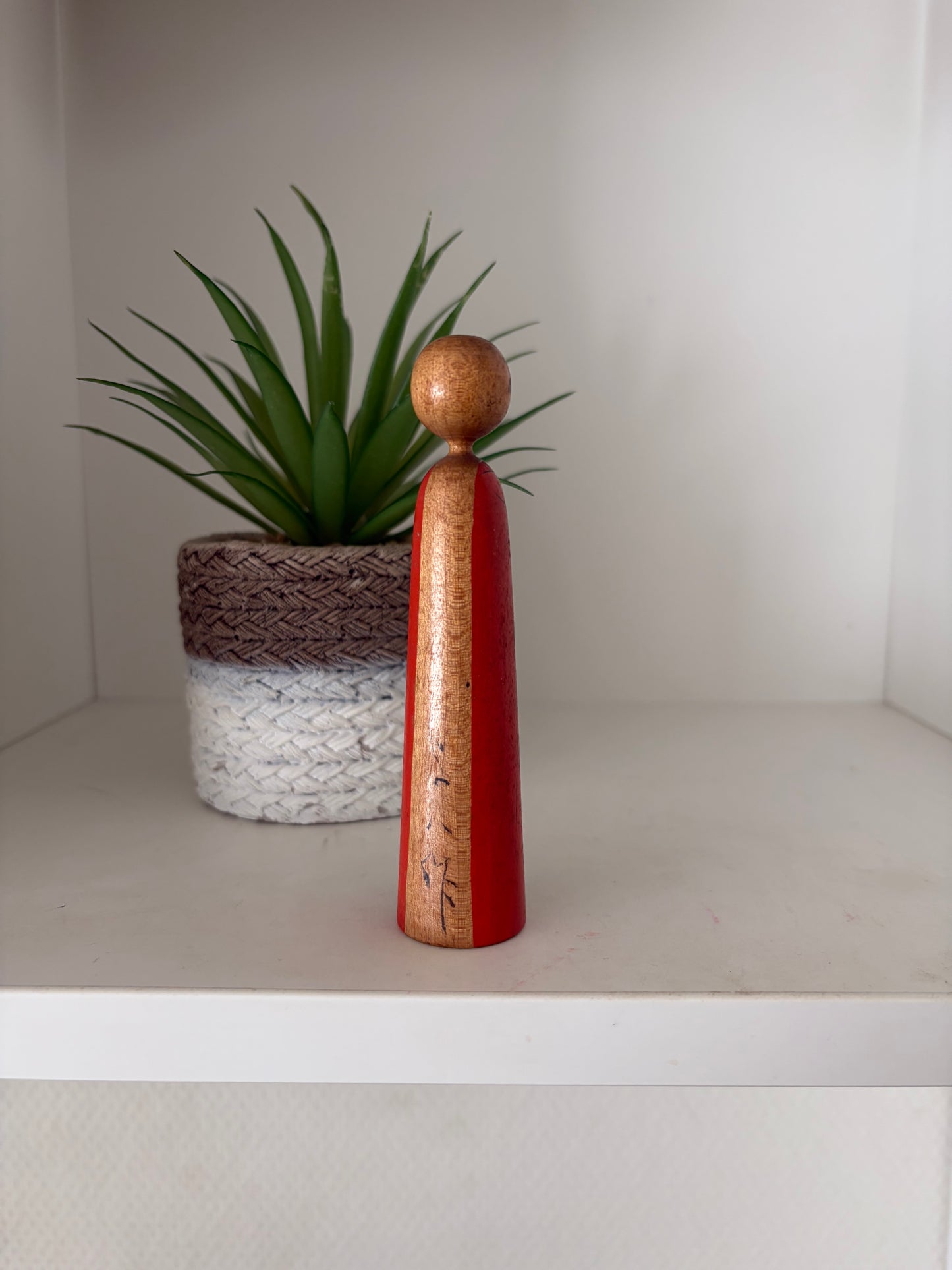 Exclusive Kijiyama kokeshi made by Takano Yohachi (1907-1994)