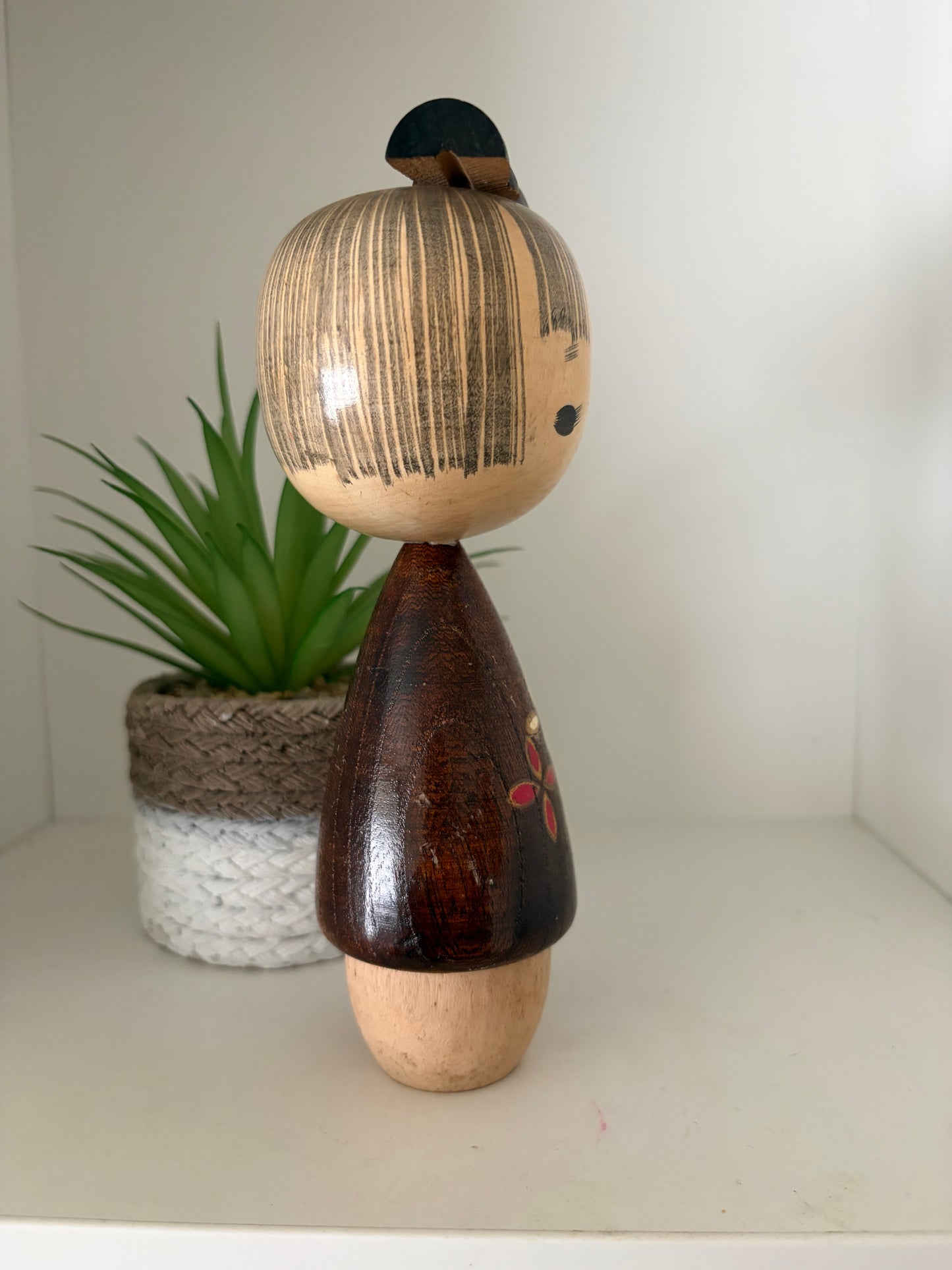 Vintage Sosaku kokeshi by Isamu Yamakawa (1928-)