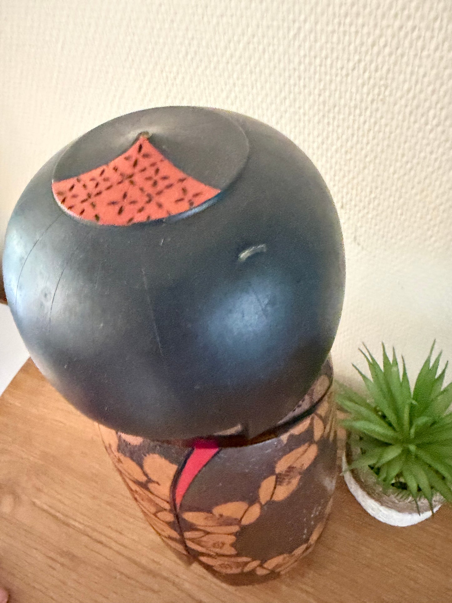 Rare vintage Gumma kokeshi by Inosuke Kobayashi (1931-)