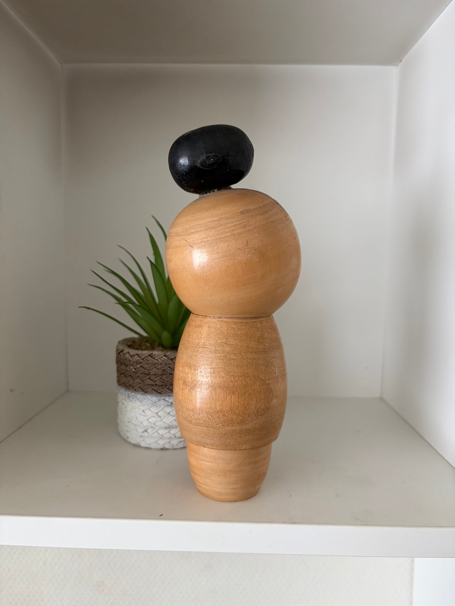 Rare vintage Sosaku kokeshi by Inosuke Kobayashi (1931-)
