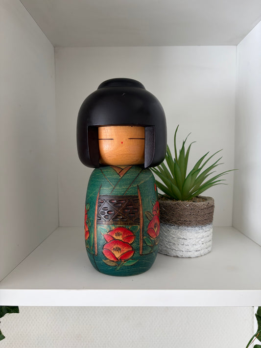 Vintage Sosaku Kokeshi made by Sato Suigai (1920-)
