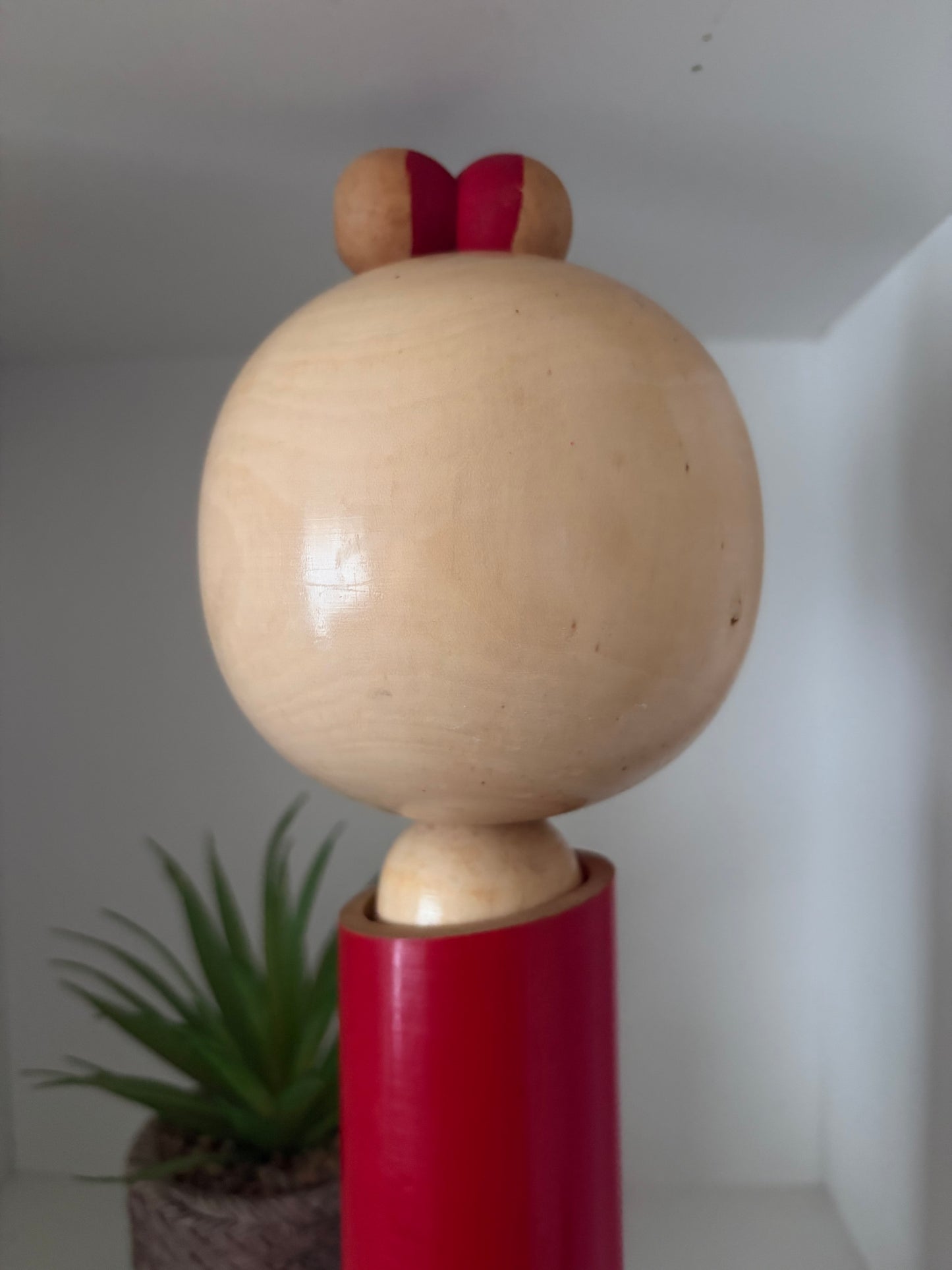 vintage sosaku kokeshi by Kazuo Takamizawa (1927-).