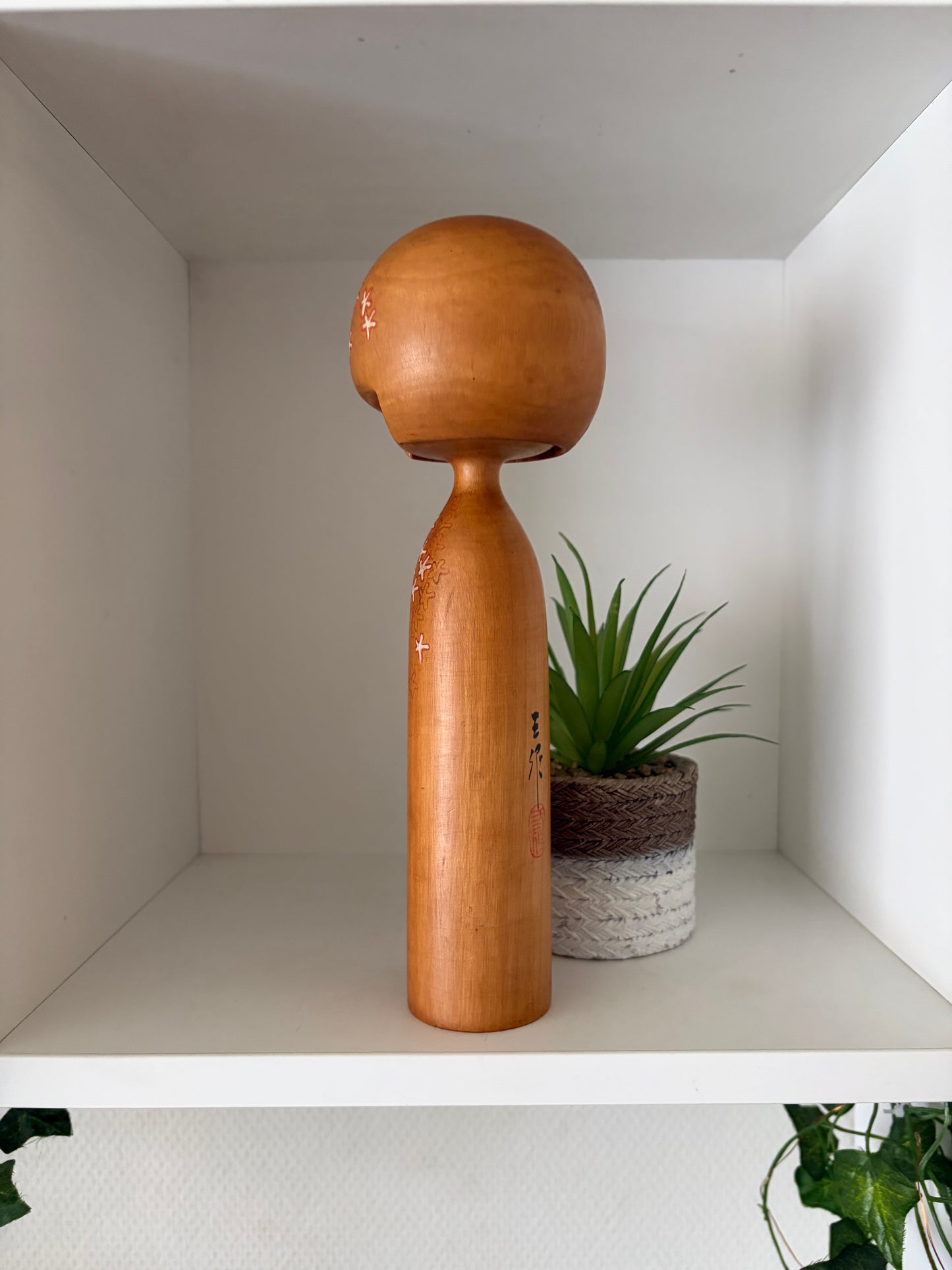 Exclusive Vintage kokeshi made by Sansaku Sekiguchi (1925-2018)