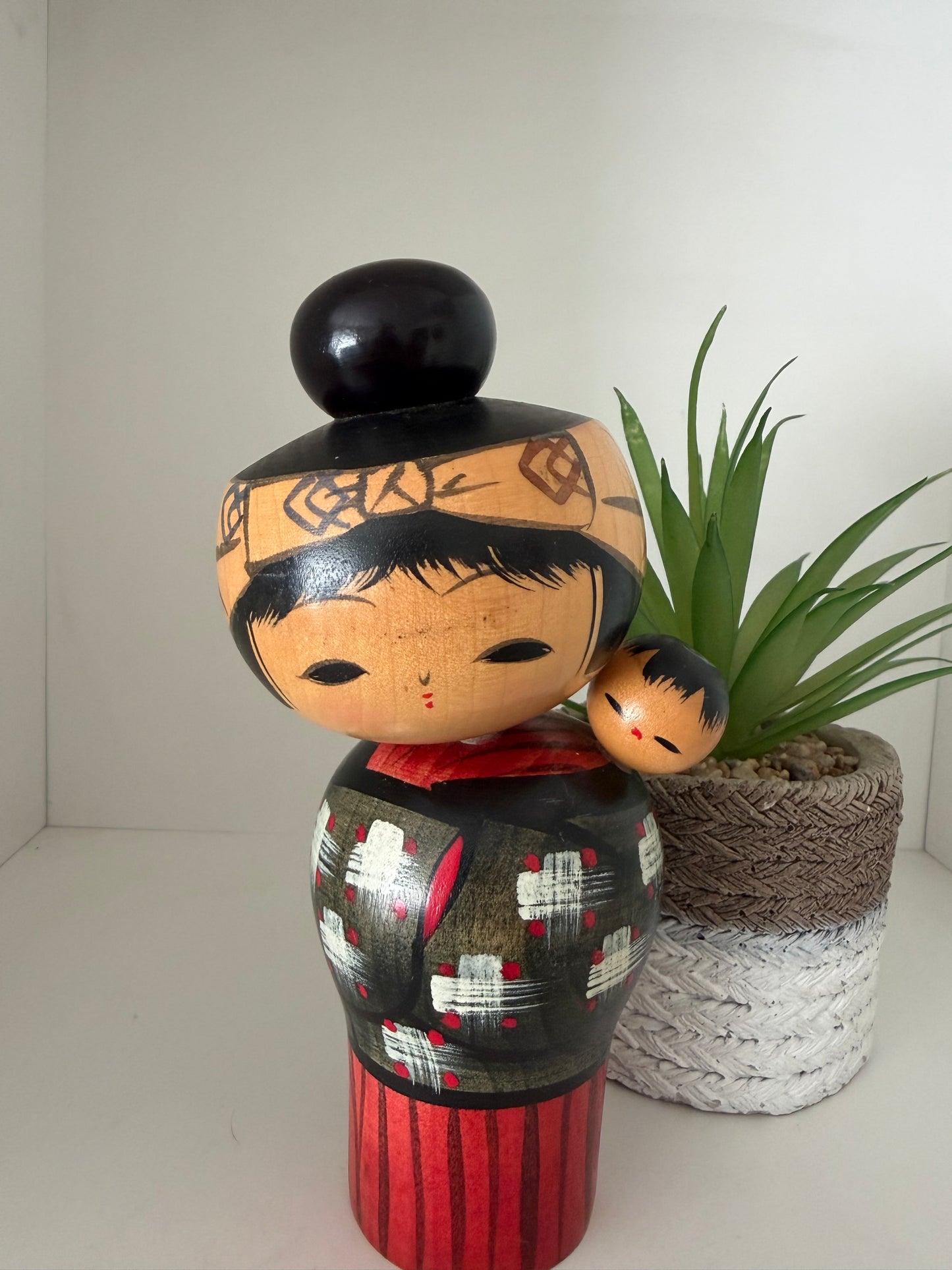 Vintage Creative kokeshi by Hajime Miyashita(1940-)