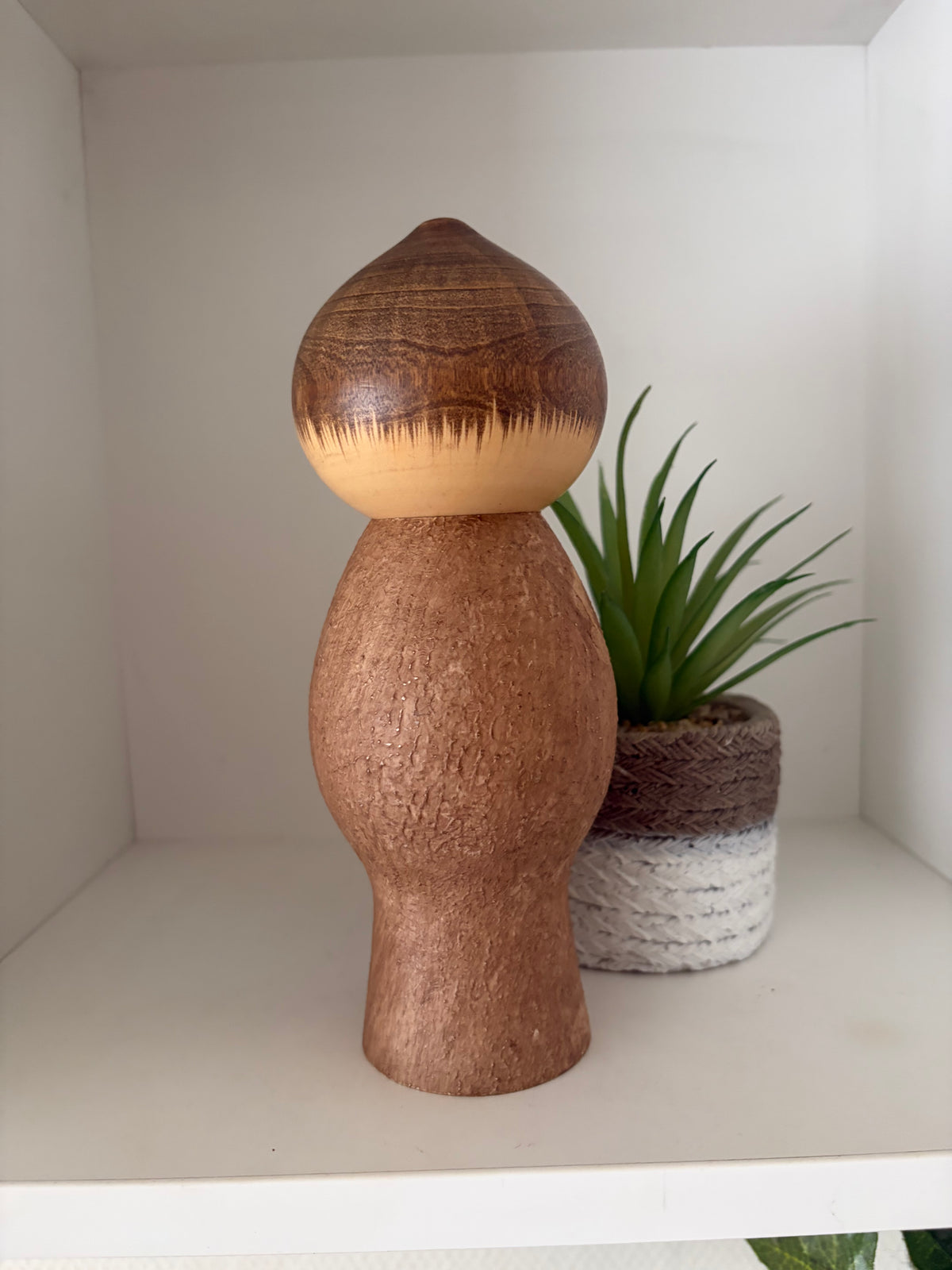Vintage Mushin Kokeshi made by Watanabe Masao (1917-2007)