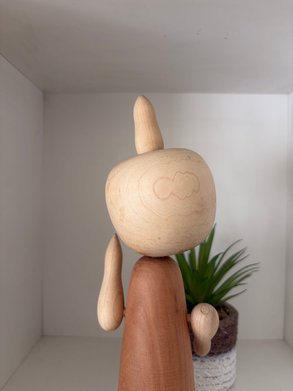 Rare vintage Sosaku kokeshi by Hideo Ishihara (1925-1999)