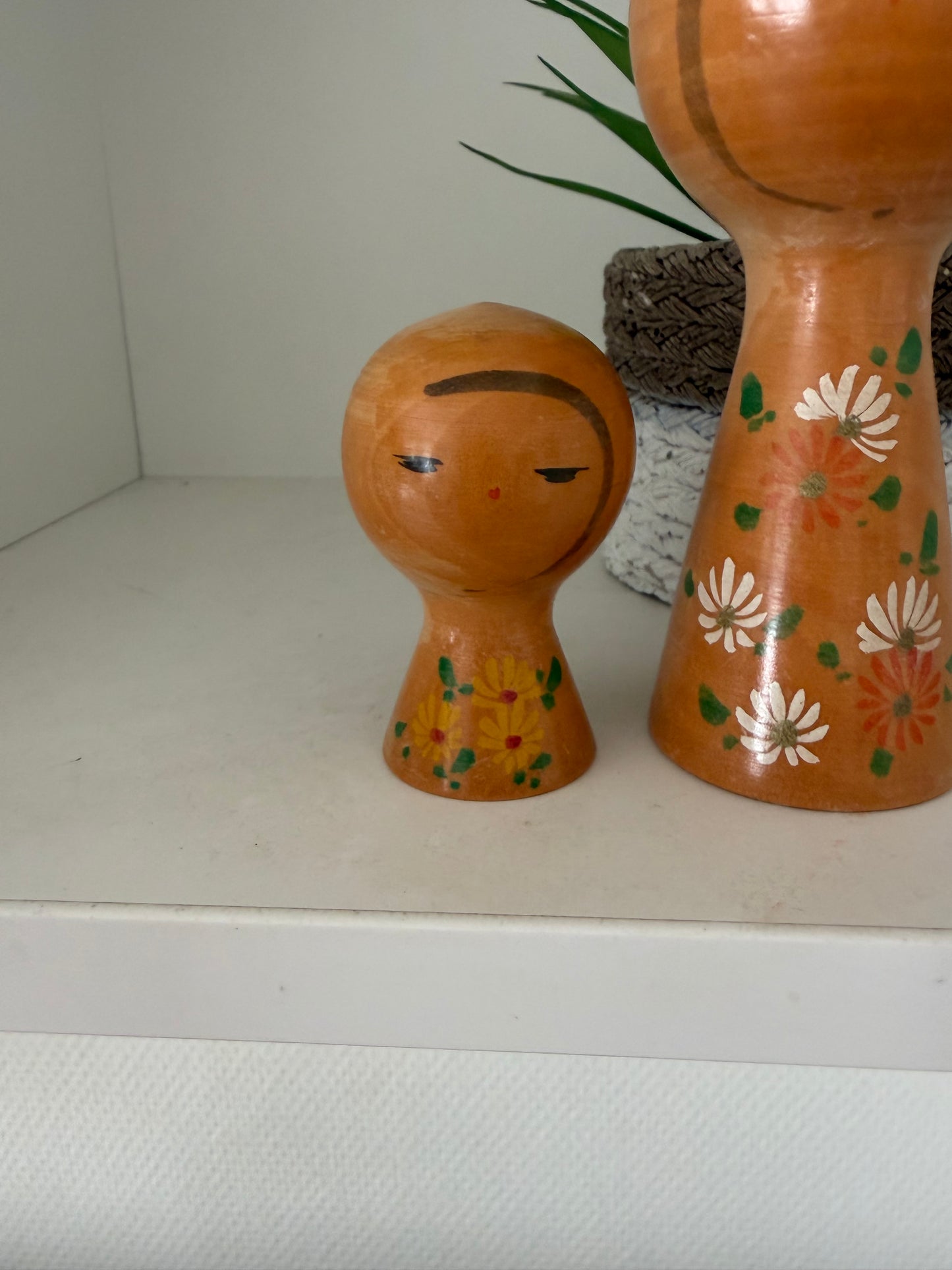 Vintage Sosaku kokeshi by Yajima Suiho (1915-) Mother and child