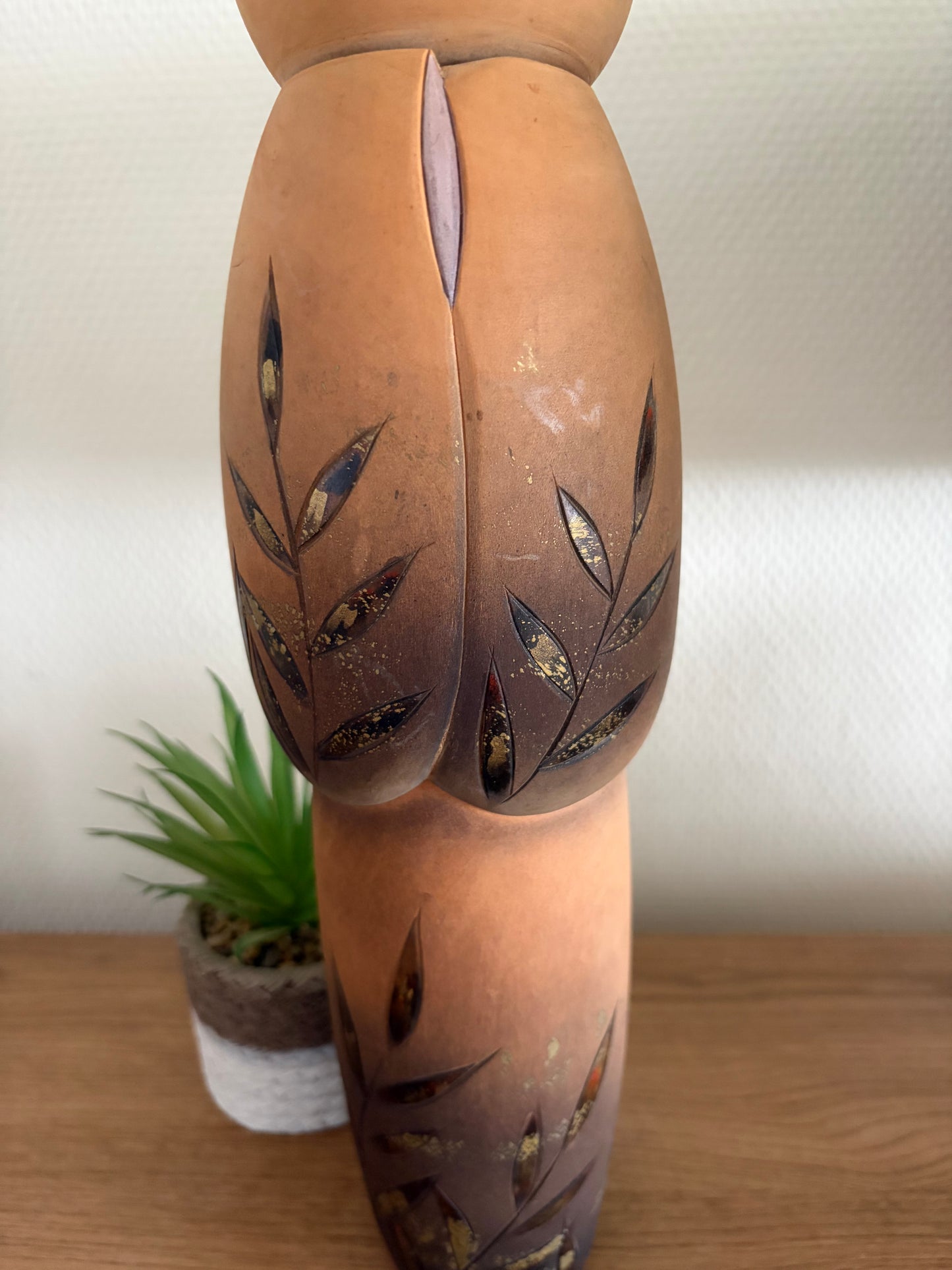 Exclusive vintage Sosaku kokeshi by Aoki Ryoka (1931-)
