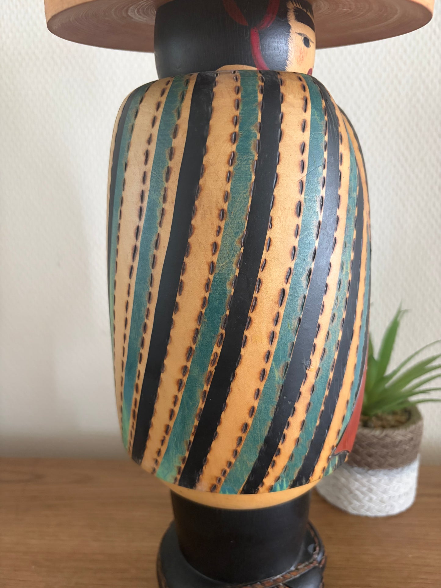 Exclusive vintage Gumma kokeshi by Inosuke Kobayashi (1931-)