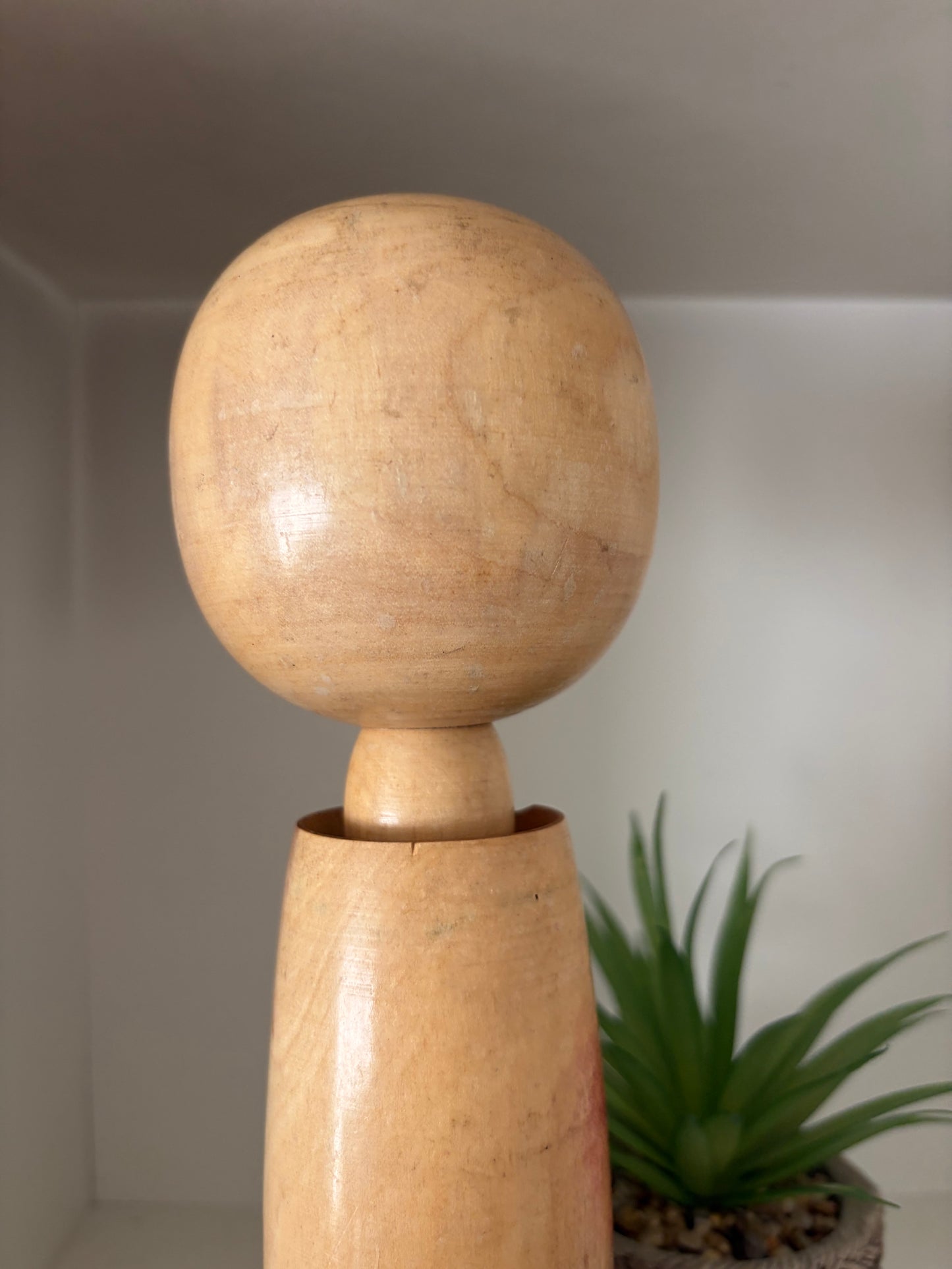Vintage Sosaku kokeshi by Yajima Suiho (1915-)